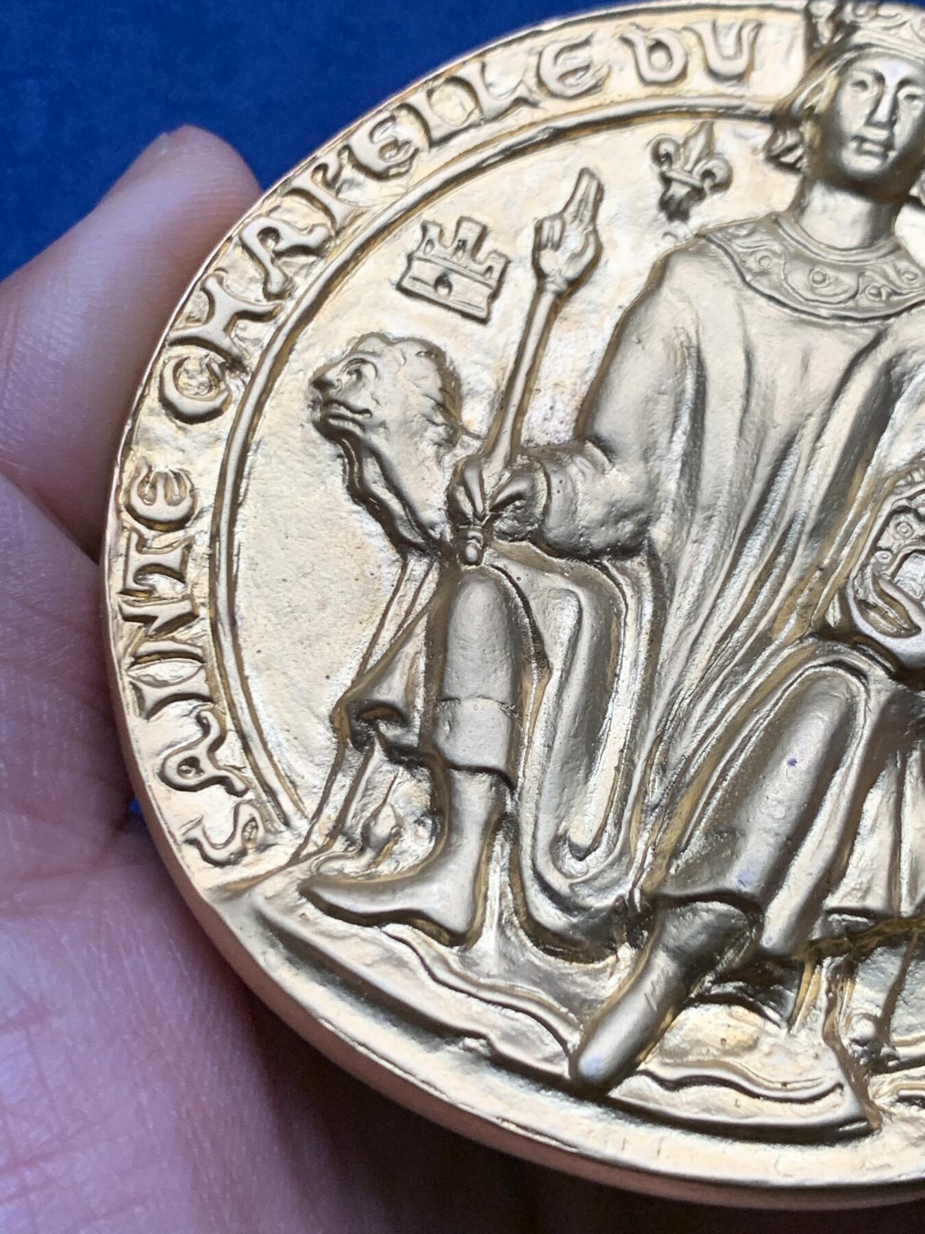 《竞宝斋》第473场 周日，周一 2场连拍 （全场包邮）欢迎送拍 法国巴黎造币厂 古钱币纪念镀金大铜章 173.3克 78.5mm