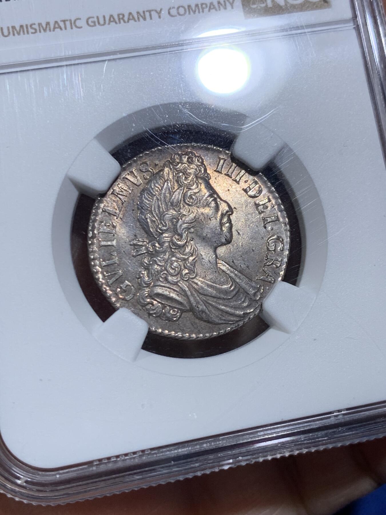 《竞宝斋》第473场 周日，周一 2场连拍 （全场包邮）欢迎送拍 NGC-MS64 英国 1700年威廉三世一先令银币 英系毕业级收藏