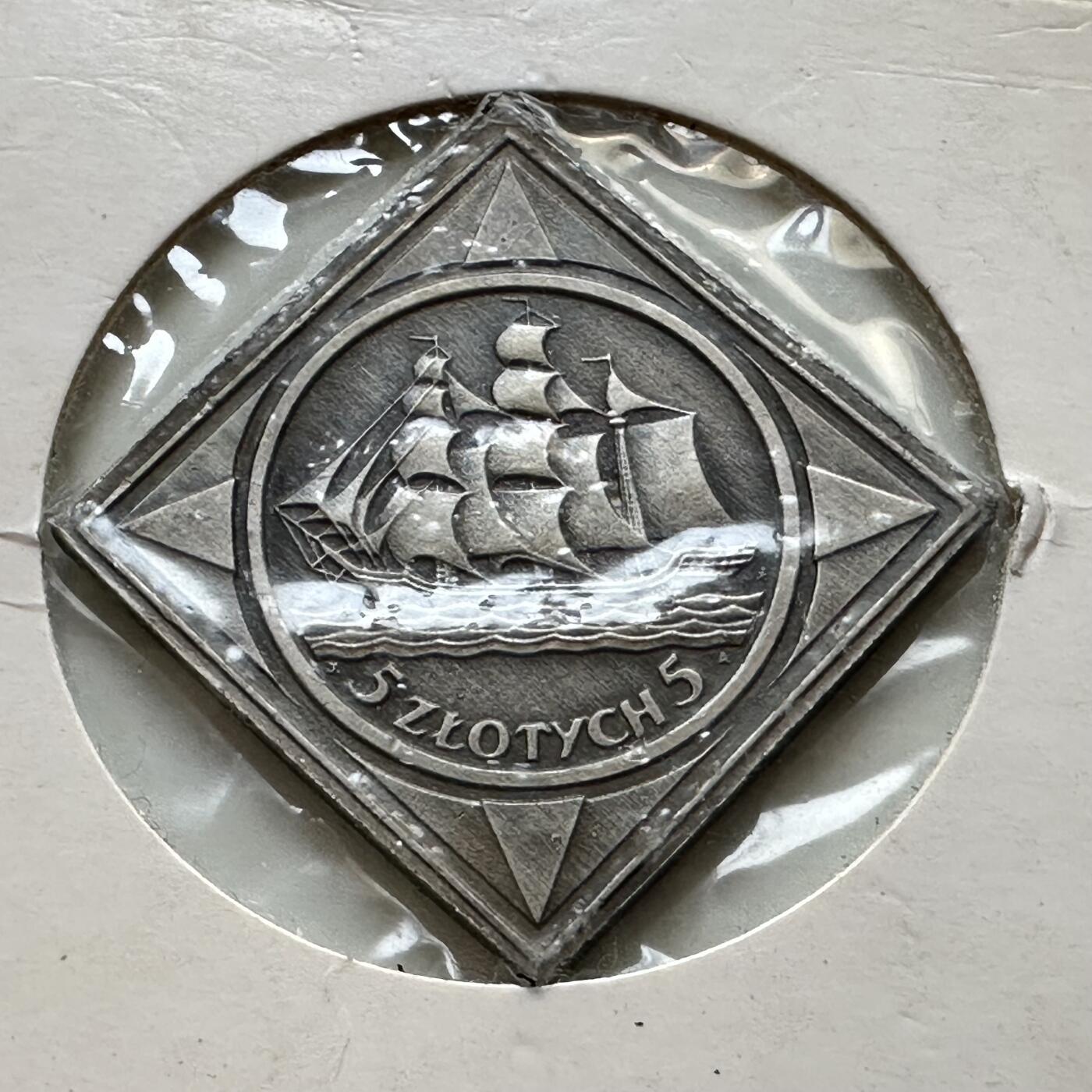 🌹外币初藏🌹🐯2026年第34场   每周二四六晚8️⃣点 接代拍 波兰 1936年 5兹罗提 格丁尼亚港 后铸菱形纪念章 34毫米