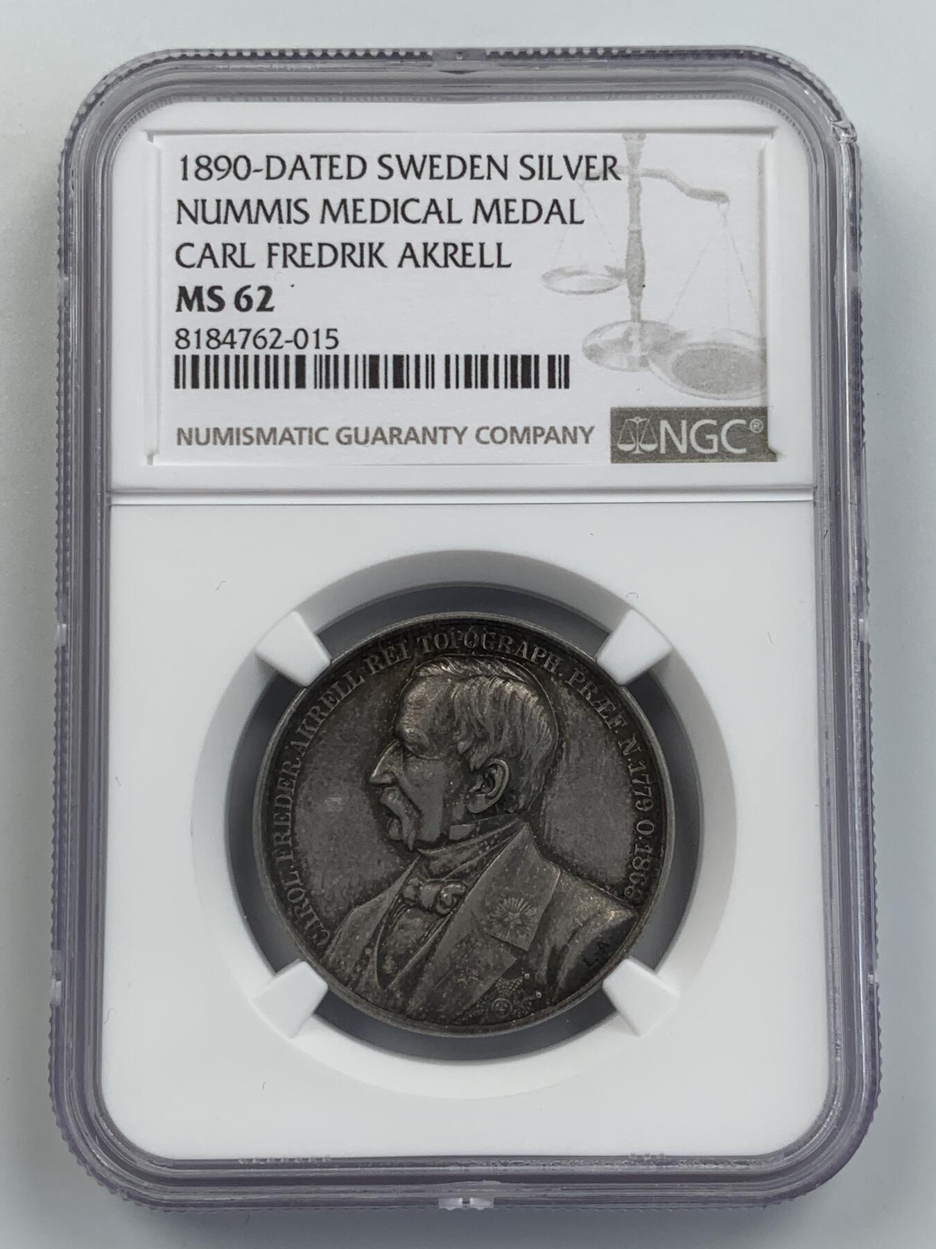 掌中浮雕-藏着的欧洲第056场 NGC MS62 : 1890年瑞典（瑞典医生卡尔·弗雷德里克·阿克雷尔）医学银章，31mm；L. Ahlborn雕刻