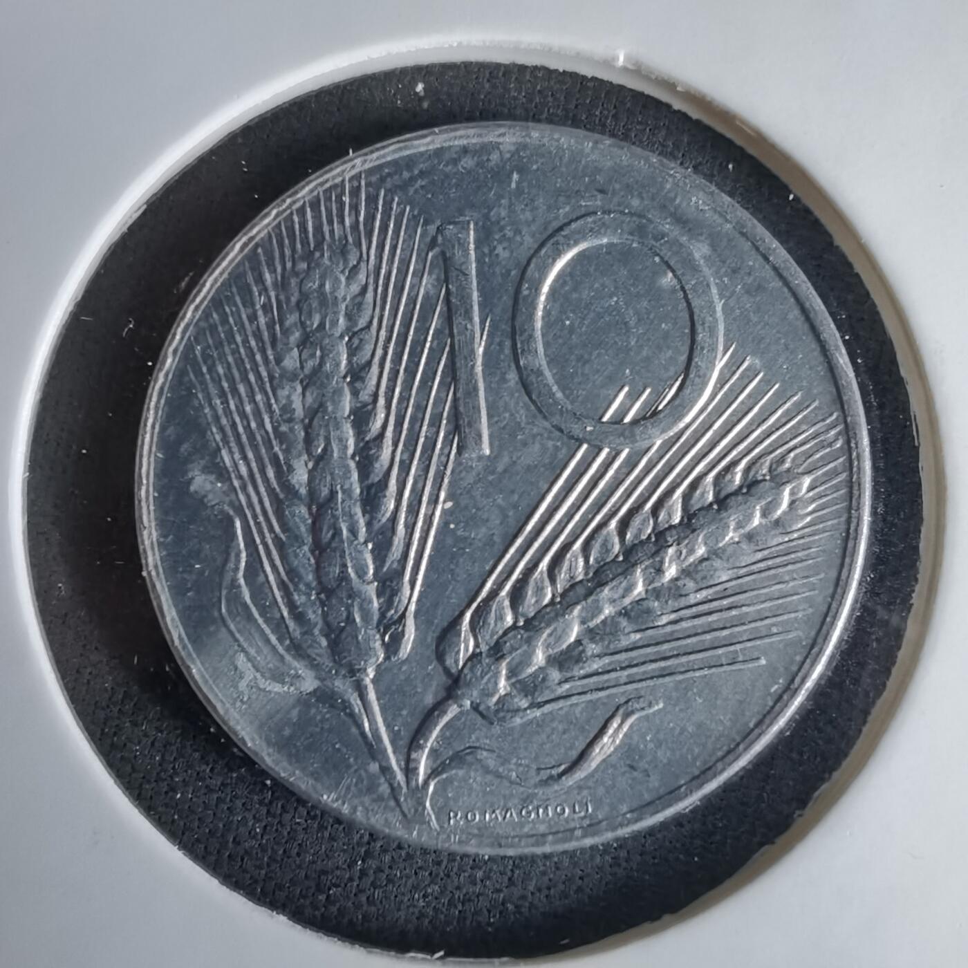 沼泽如烟--第1033场 意大利1981年10里拉