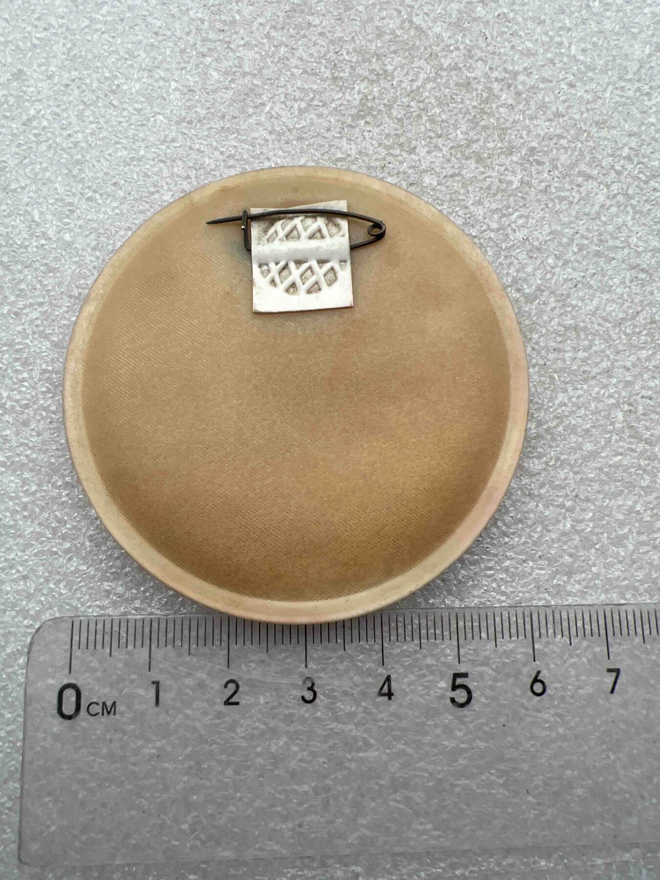 真品像章、纪念章 真品像章、纪念章