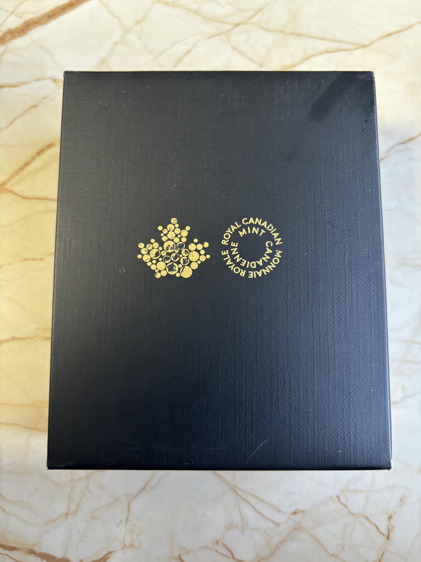 第195期拍卖 加拿大2021年美洲狮多层雕刻立体镂空105.6克银币，9999银，105.6克，发行1500枚