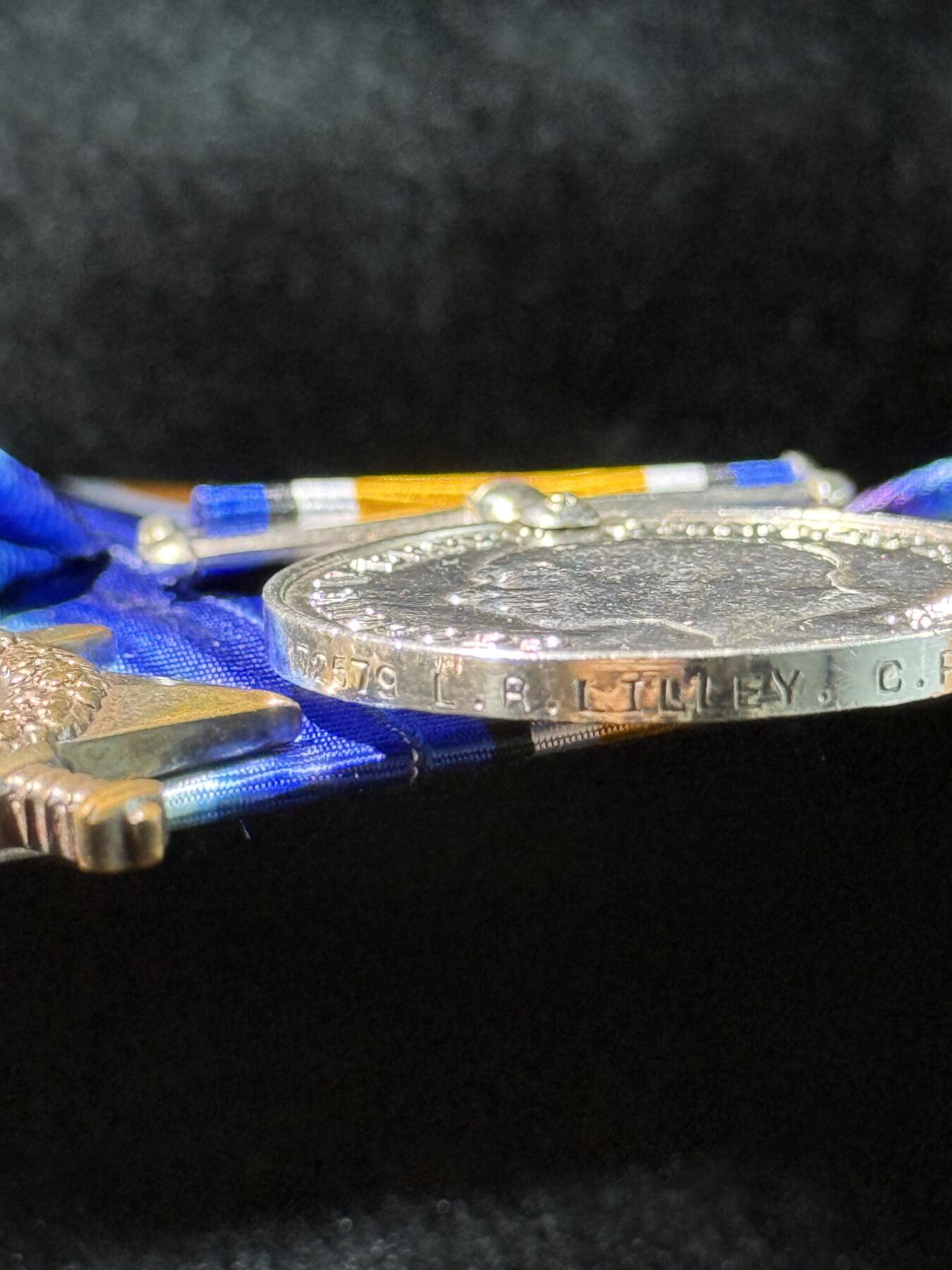 戎马世界章牌大赏，第112期 英国海军长期服役与一战奖章联排，带得主档案资料