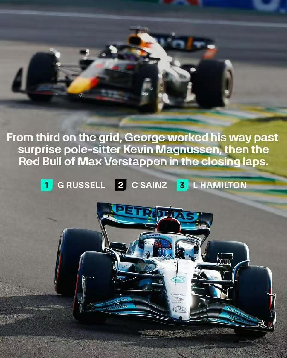 零元拍：银色墨迹配银箭！梅赛德斯奔驰马石油车队首席车手乔治-拉塞尔亲签1:43Mercedes-AMG F1 W13 E Performance巴西站职业生涯分站赛首冠冠军车模型！