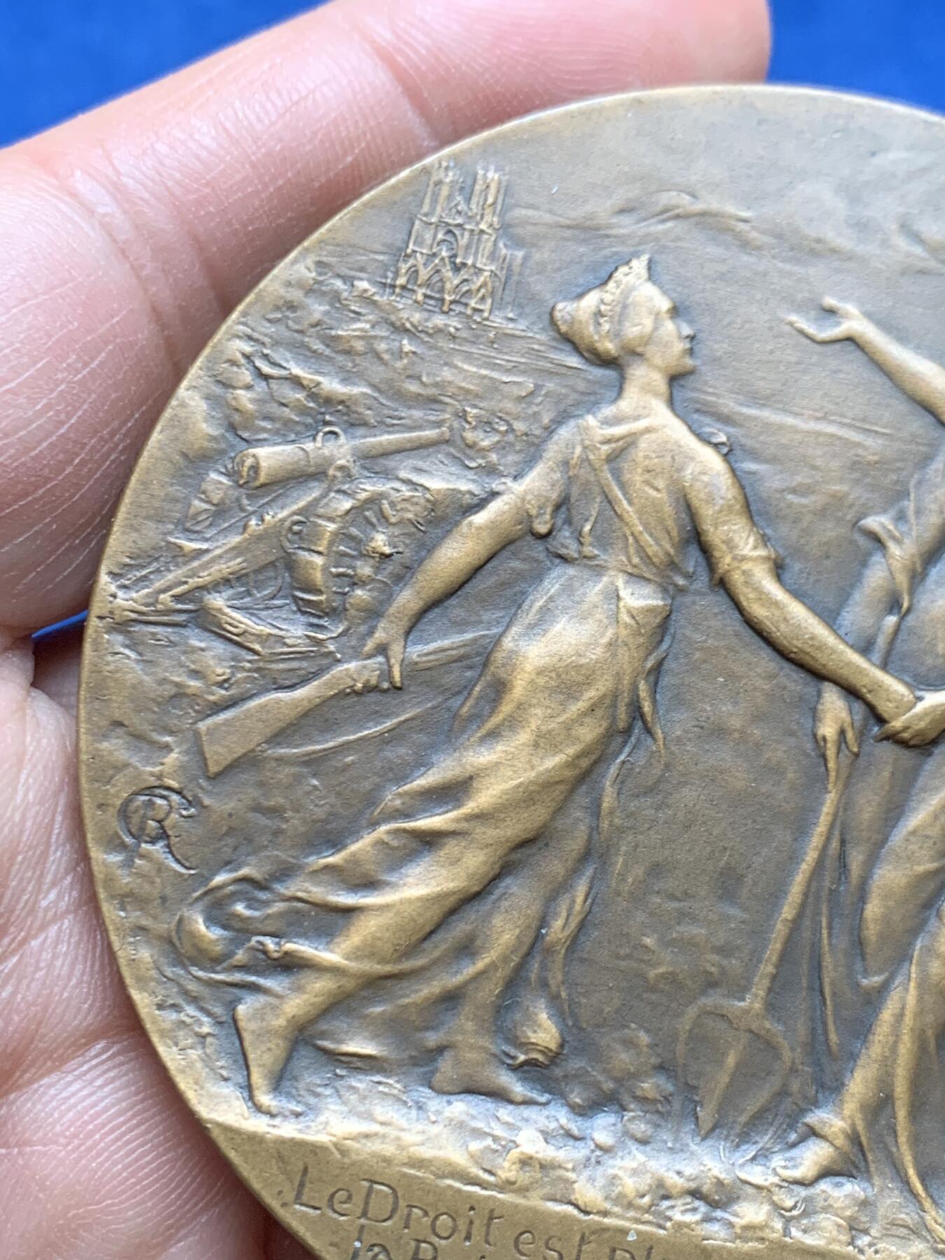 《竞宝斋》第474场 周日，周一 2场连拍 （全场包邮）欢迎送拍 名家Rene Gregoire作1917年美国加入第一次世界大战纪念大铜章 139.6克 67.6mm 丰饶角铜标