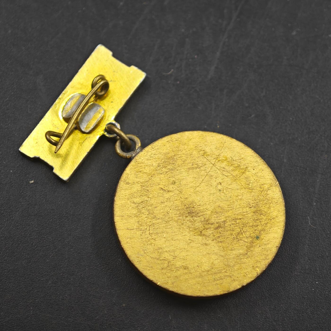 3月24日结束，成斌徽章钱币专场（明天继续更新）