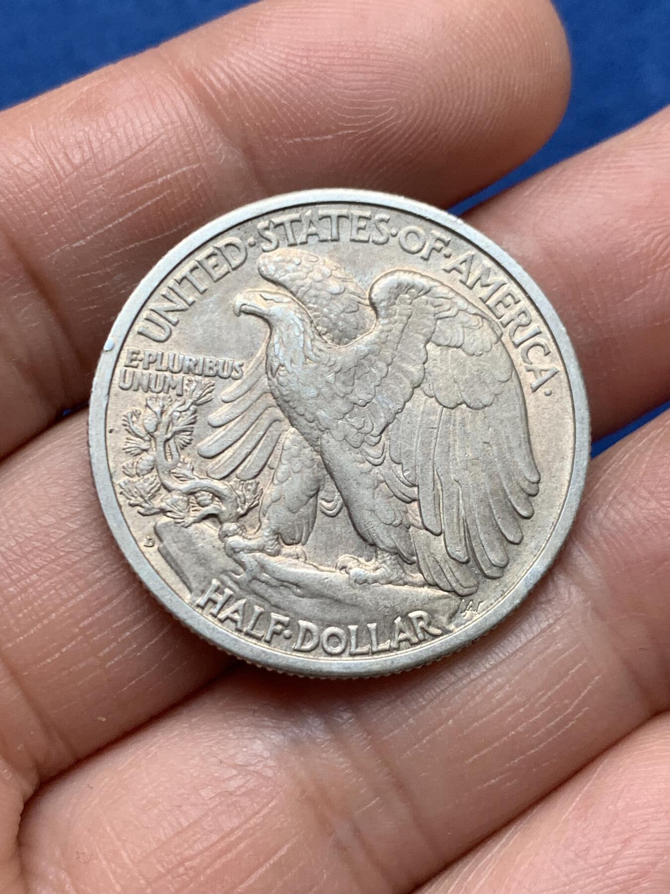 《竞宝斋》第474场 周日，周一 2场连拍 （全场包邮）欢迎送拍 美国1942年行走女神半美元银币