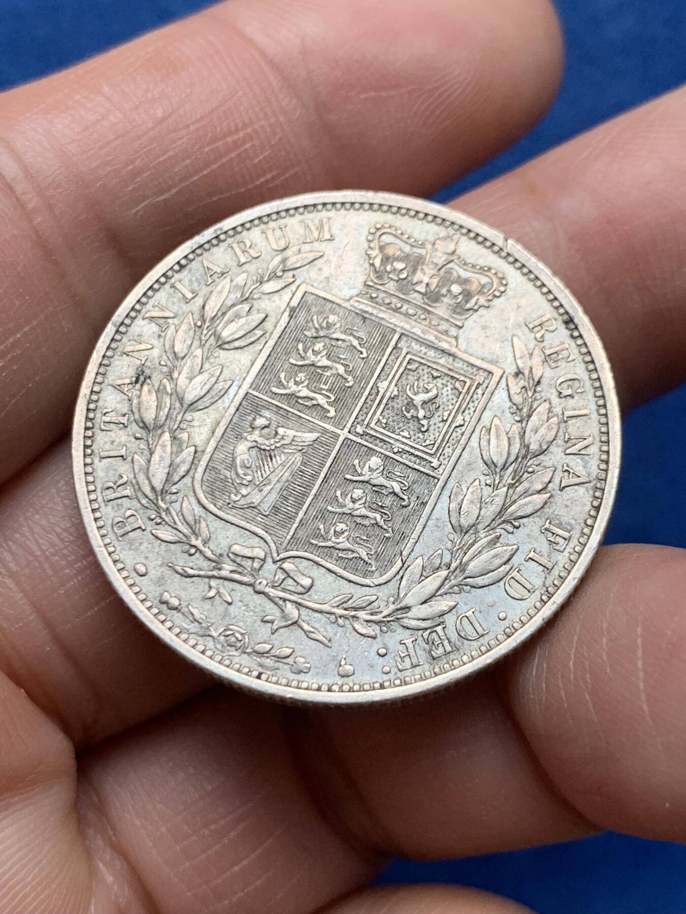 《竞宝斋》第474场 周日，周一 2场连拍 （全场包邮）欢迎送拍 英国 1881年 维多利亚 半克朗银币