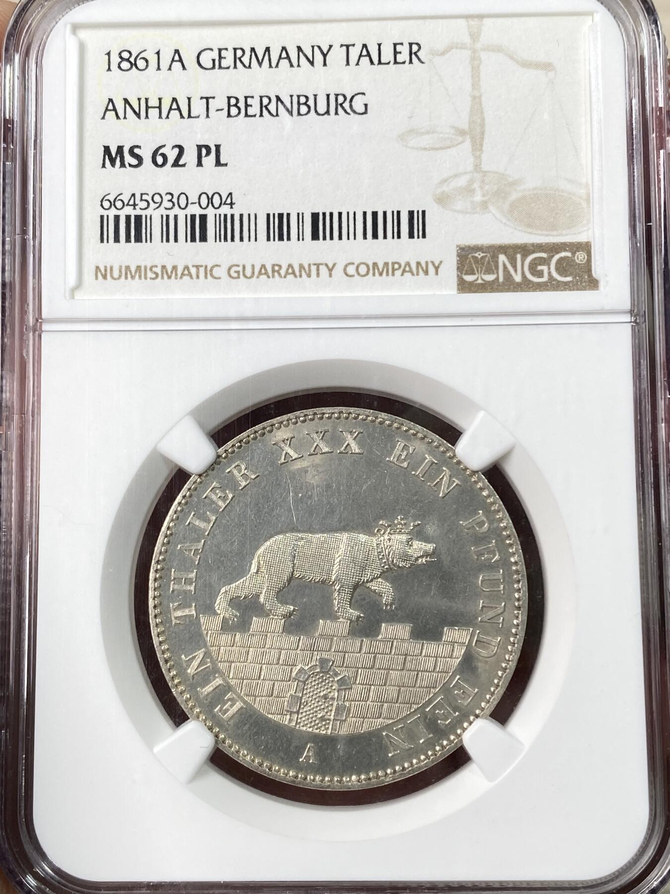万国钱币拍卖第063期 NGC MS62PL 1861年德国安哈尔特-贝恩堡小熊流通矿业泰勒 发行量仅1万枚 全熊毛类镜面喷砂质感PROOF LIKE极其罕见 NGC唯一亚军分 不可多得的一枚顶级品质小熊