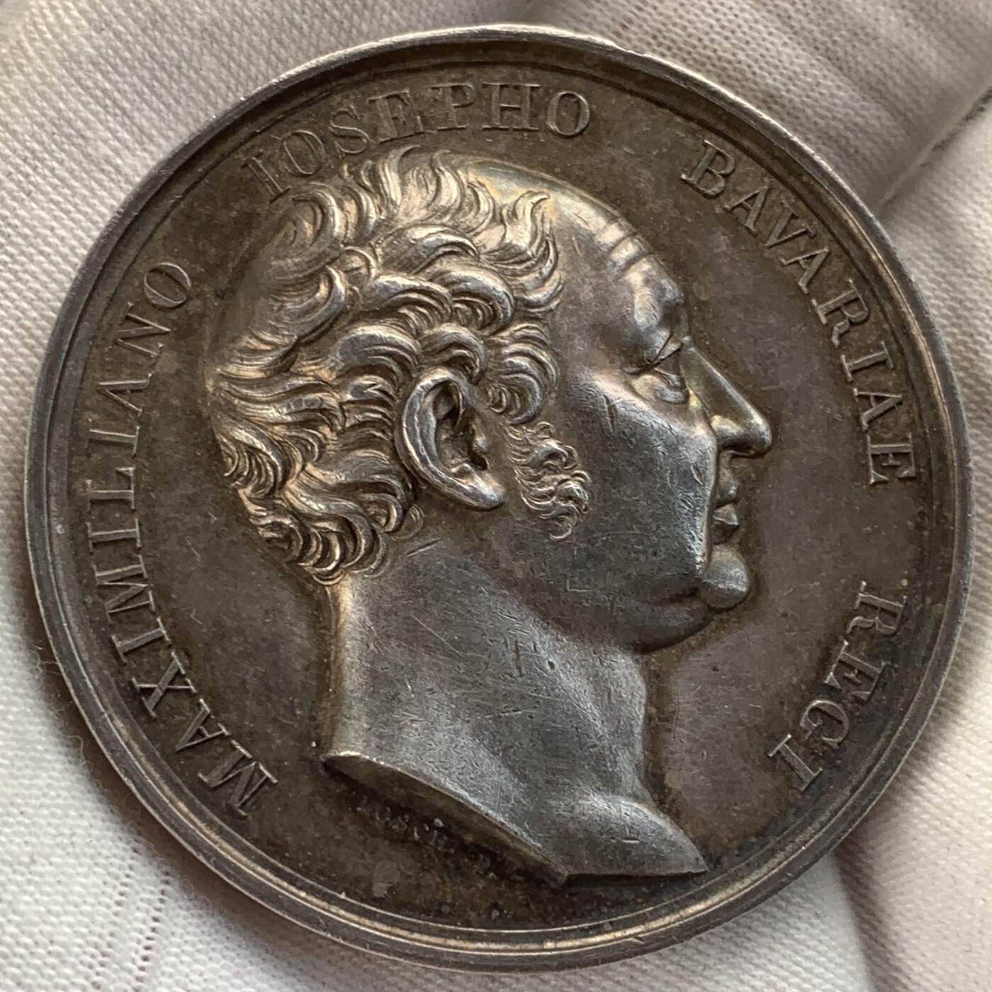 掌中浮雕-藏着的欧洲第056场  1824年巴伐利亚国王马克西米利安一世登基25周年纪念银章，47.5mm，43.8g