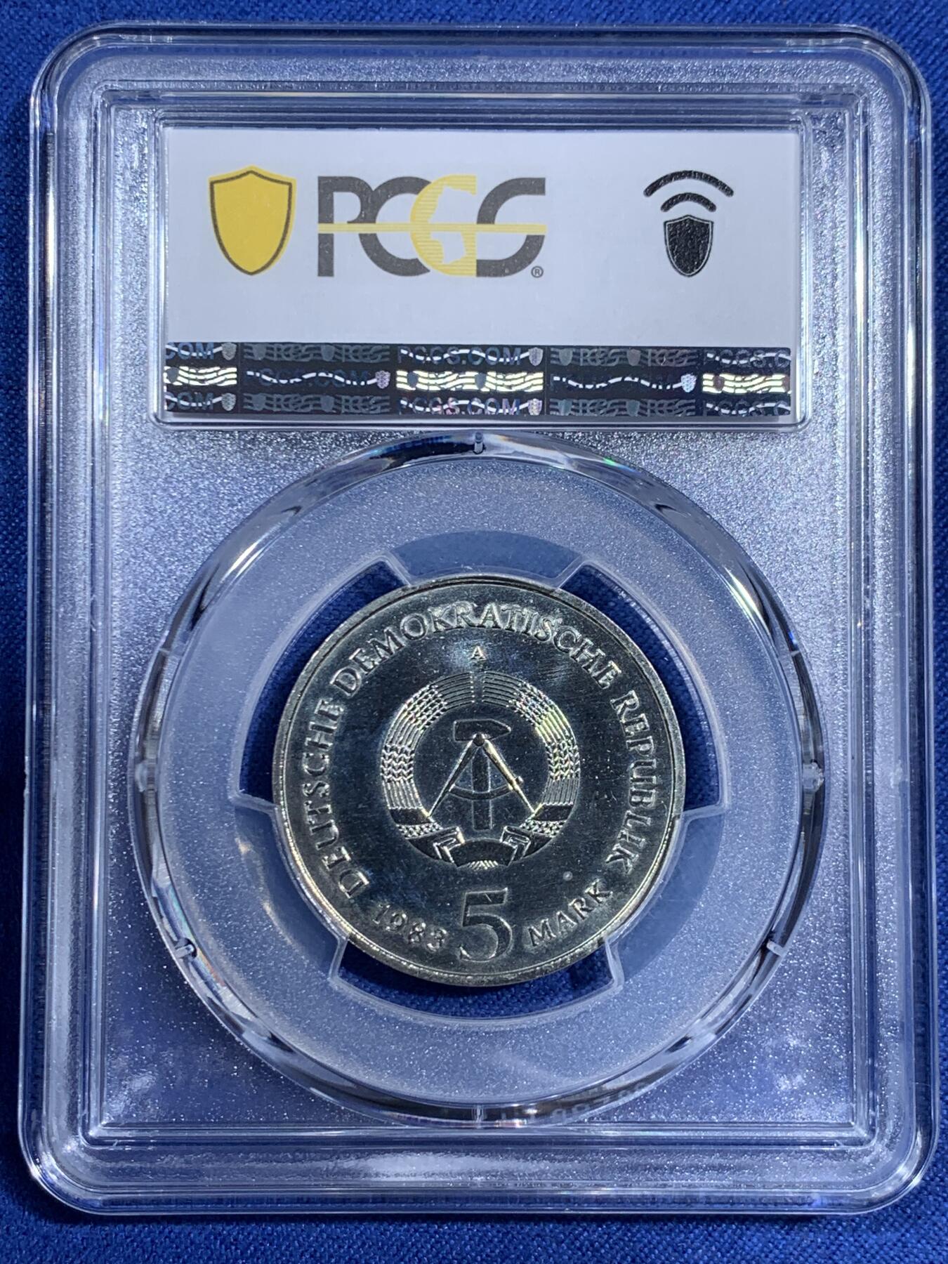 《竞宝斋》第474场 周日，周一 2场连拍 （全场包邮）欢迎送拍 PCGS MS64 东德1983年5马克纪念币 维滕贝格教堂纪念