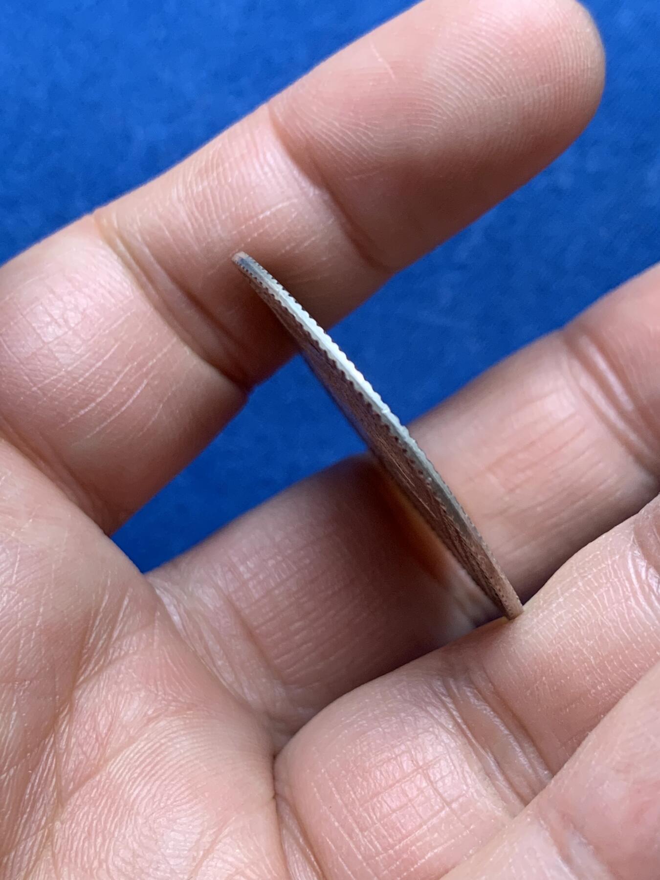 《竞宝斋》第474场 周日，周一 2场连拍 （全场包邮）欢迎送拍 法国1820年巴黎图书馆纪念银章，好品，但是背面有一戳导致章体轻微不平，9.7克，34.7mm