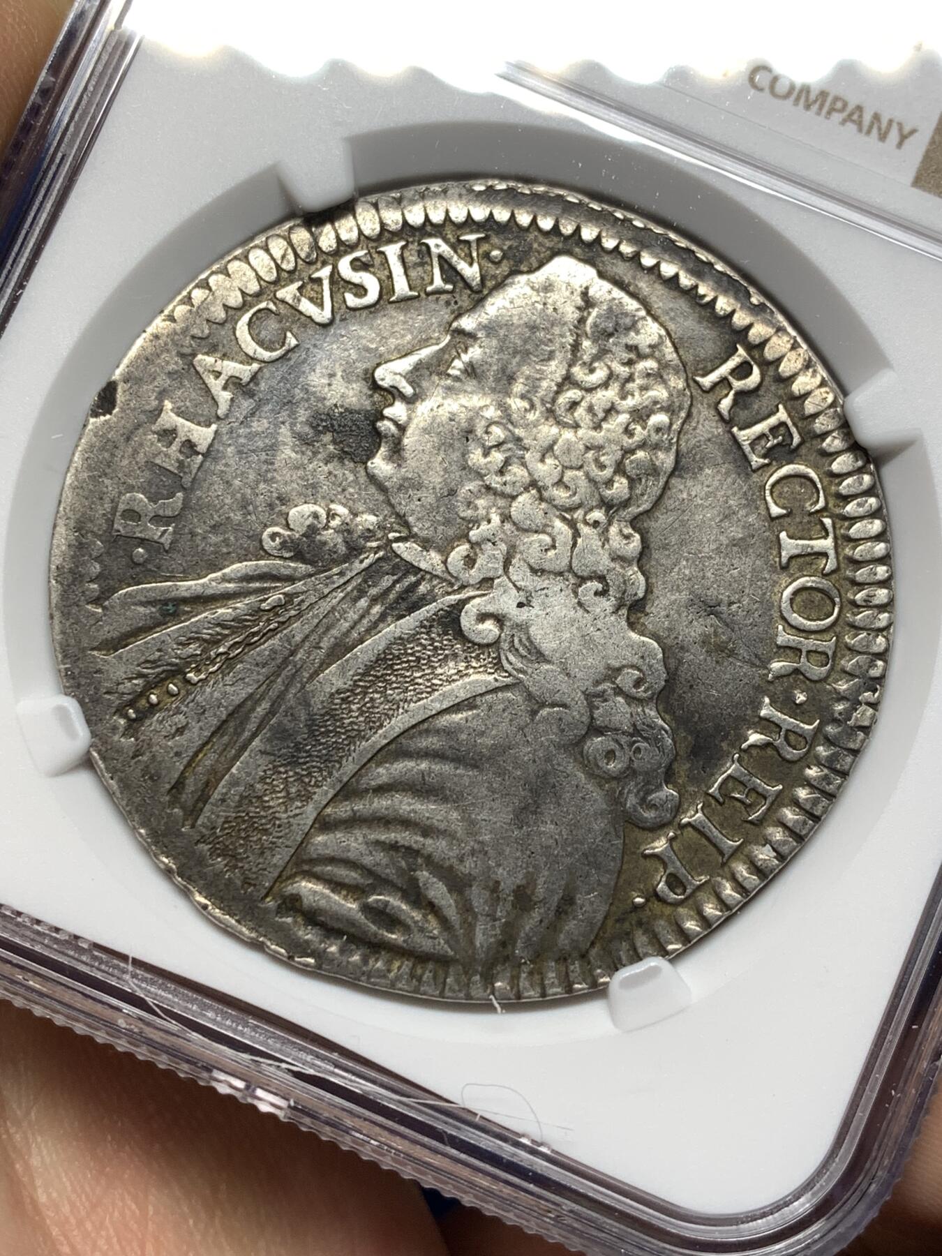 《竞宝斋》第474场 周日，周一 2场连拍 （全场包邮）欢迎送拍 NGC XFD 拉古萨共和国 1753年 1泰勒银币 少见头像