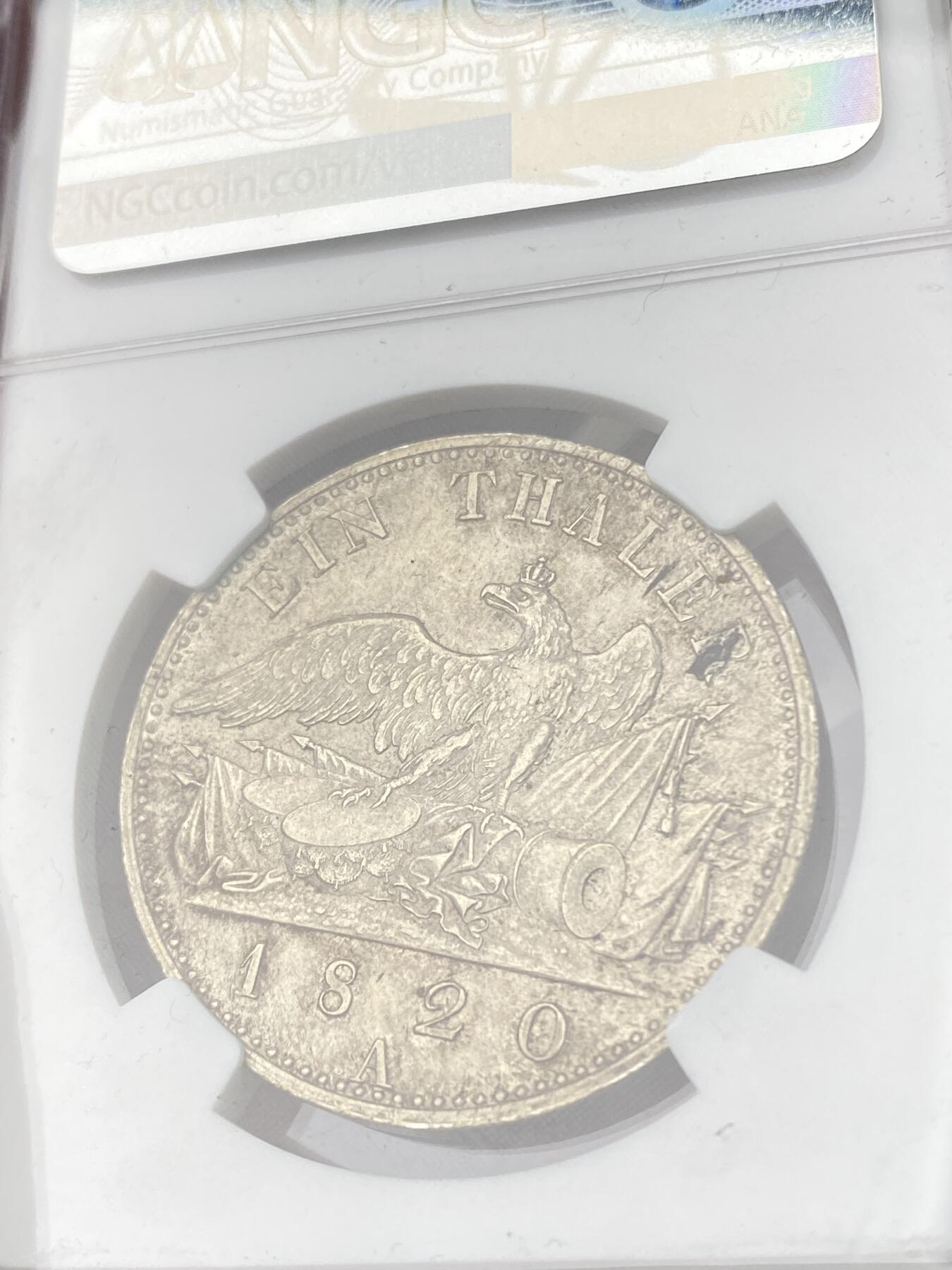 万国钱币拍卖第063期 NGC MS63 1820年德国普鲁士威廉三世鹰炮泰勒 普鲁士大名誉品种 原味欧陆淡金彩环绕无减重痕迹 全深打高点堪称完美 实在是不可多得的顶级收藏品质 NGC唯二冠军分