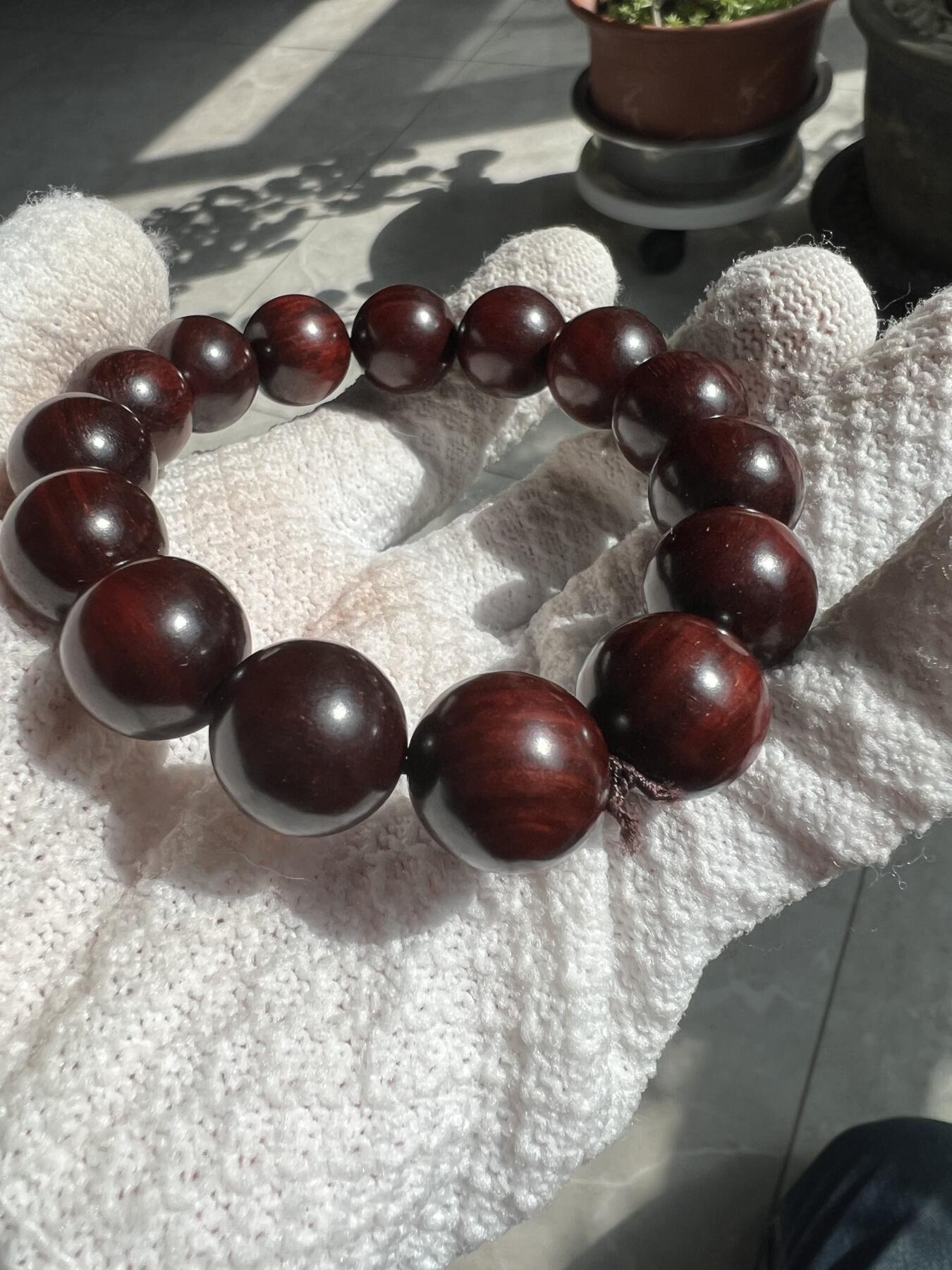 零元拍：小叶紫檀 1.5手串，果冻泥料，妥妥的高油高密，檀香宜人