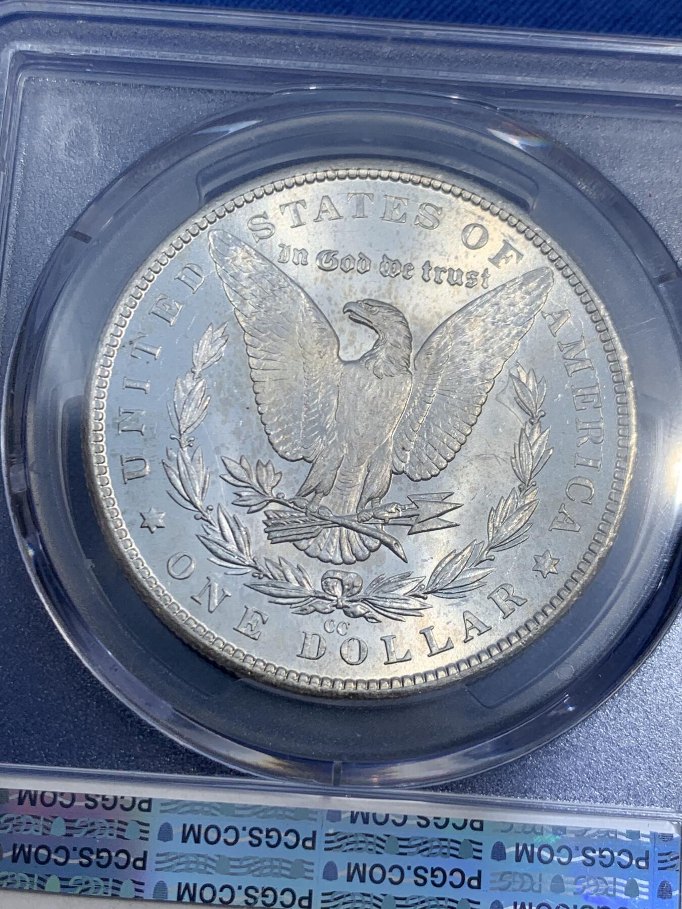 《竞宝斋》第474场 周日，周一 2场连拍 （全场包邮）欢迎送拍 PCGS MS66 美国 1882 CC 摩根银币 稀有卡森厂 麦稀奇所见最高分 转光犀利 打制极美 银霜感十足 不可错过的极佳收藏品 一枚毕业