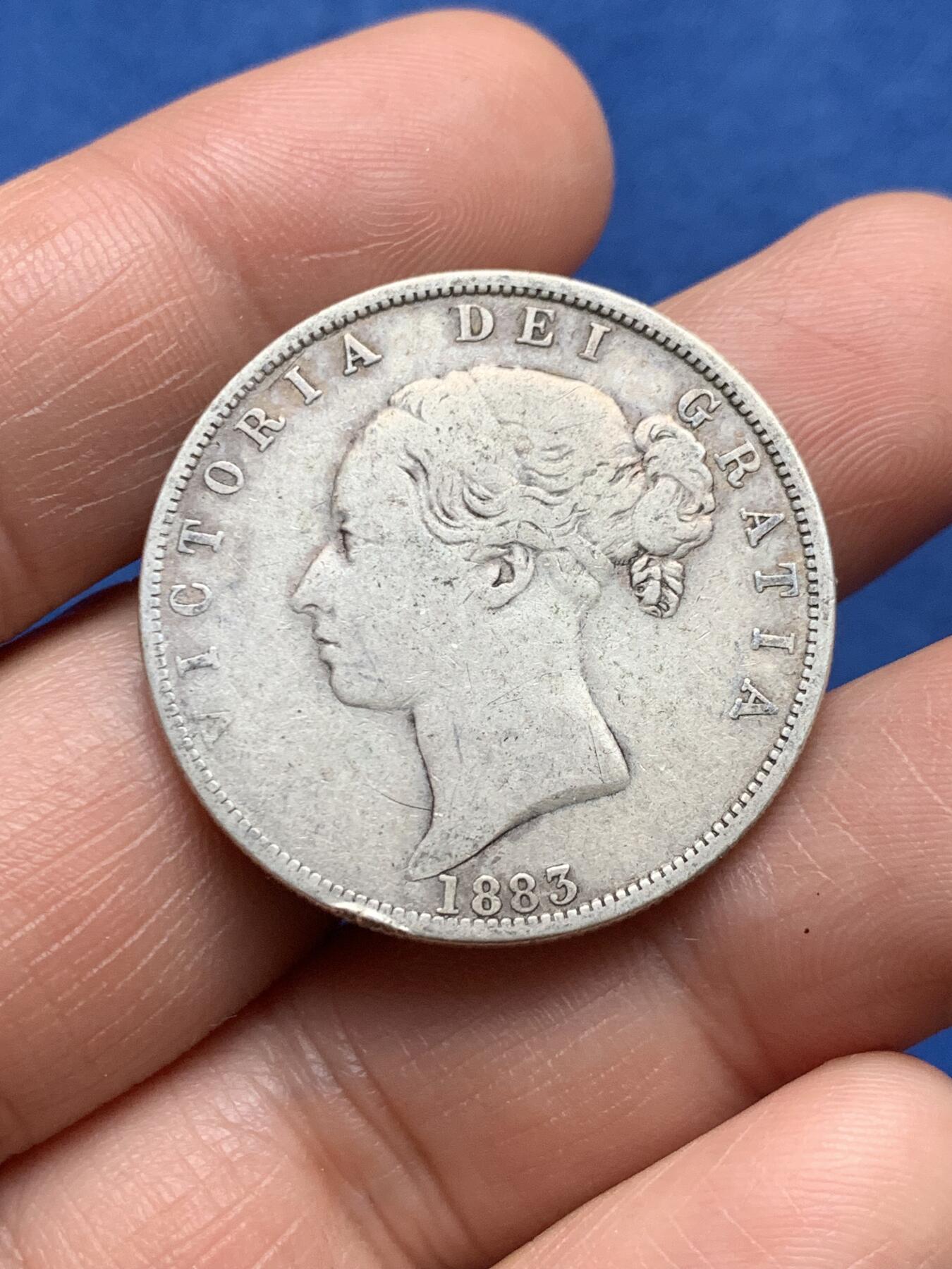 《竞宝斋》第474场 周日，周一 2场连拍 （全场包邮）欢迎送拍 英国1883年维多利亚1/2克朗银币