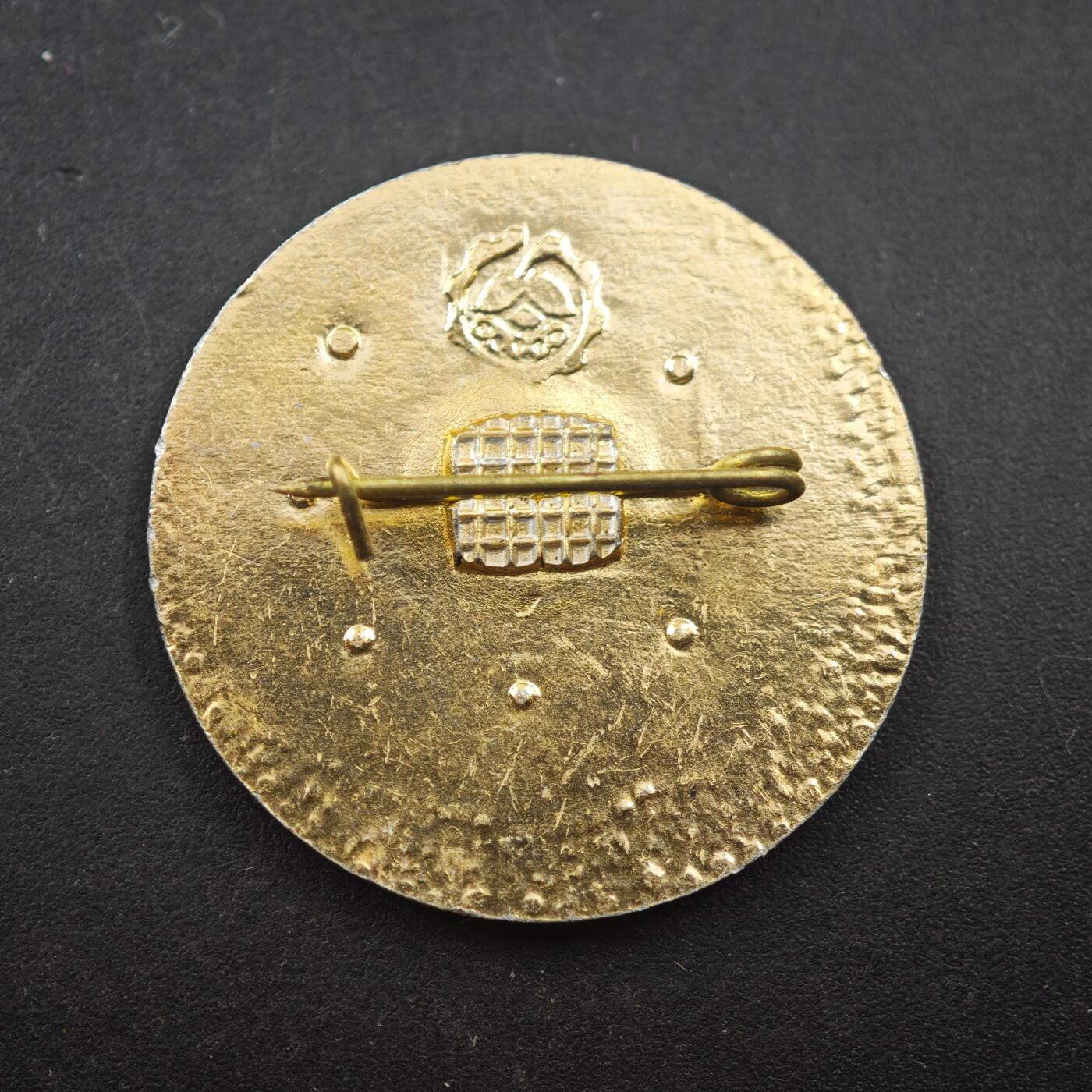 3月24日结束，成斌徽章钱币专场（明天继续更新）