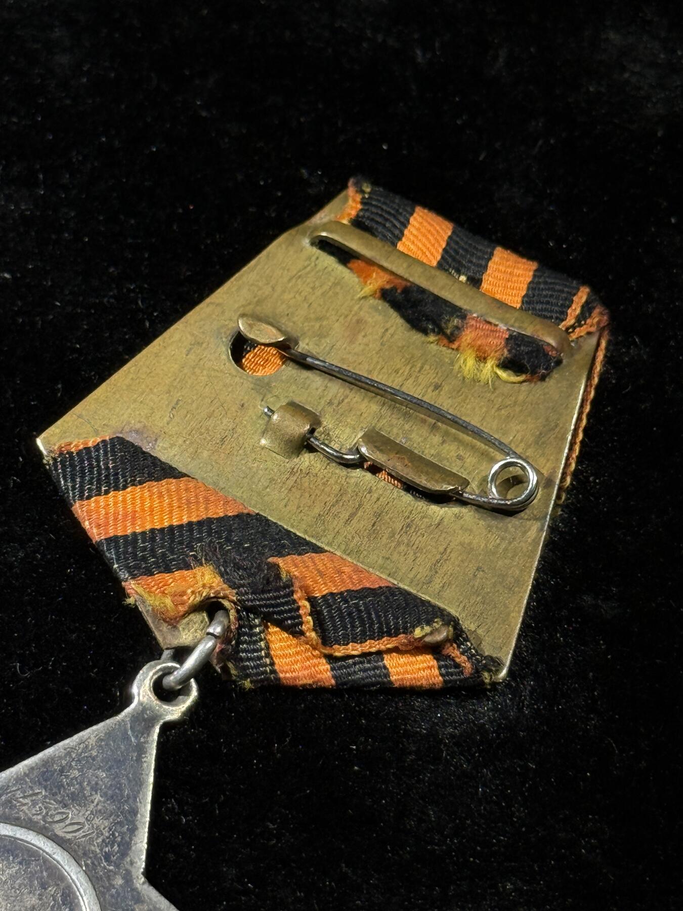 戎马世界章牌大赏，第112期 苏联三级光荣勋章，阿塞拜疆军医对芬维堡战役勇救长官获得