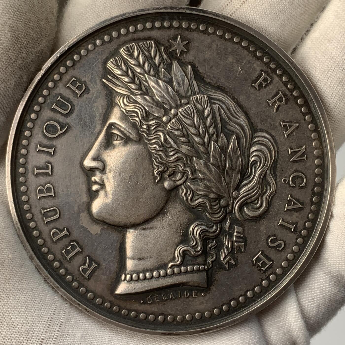 掌中浮雕-藏着的欧洲第056场 法国农业竞赛大银章，69mm，138.2g