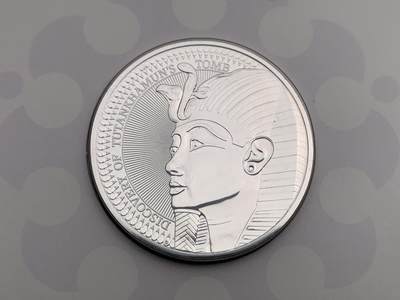 《竞宝斋》第474场 周日，周一 2场连拍 （全场包邮）欢迎送拍 - 英国皇家铸币厂 2022年图坦卡蒙墓发现100周年5英镑精制币 古埃及法老头像 卡装