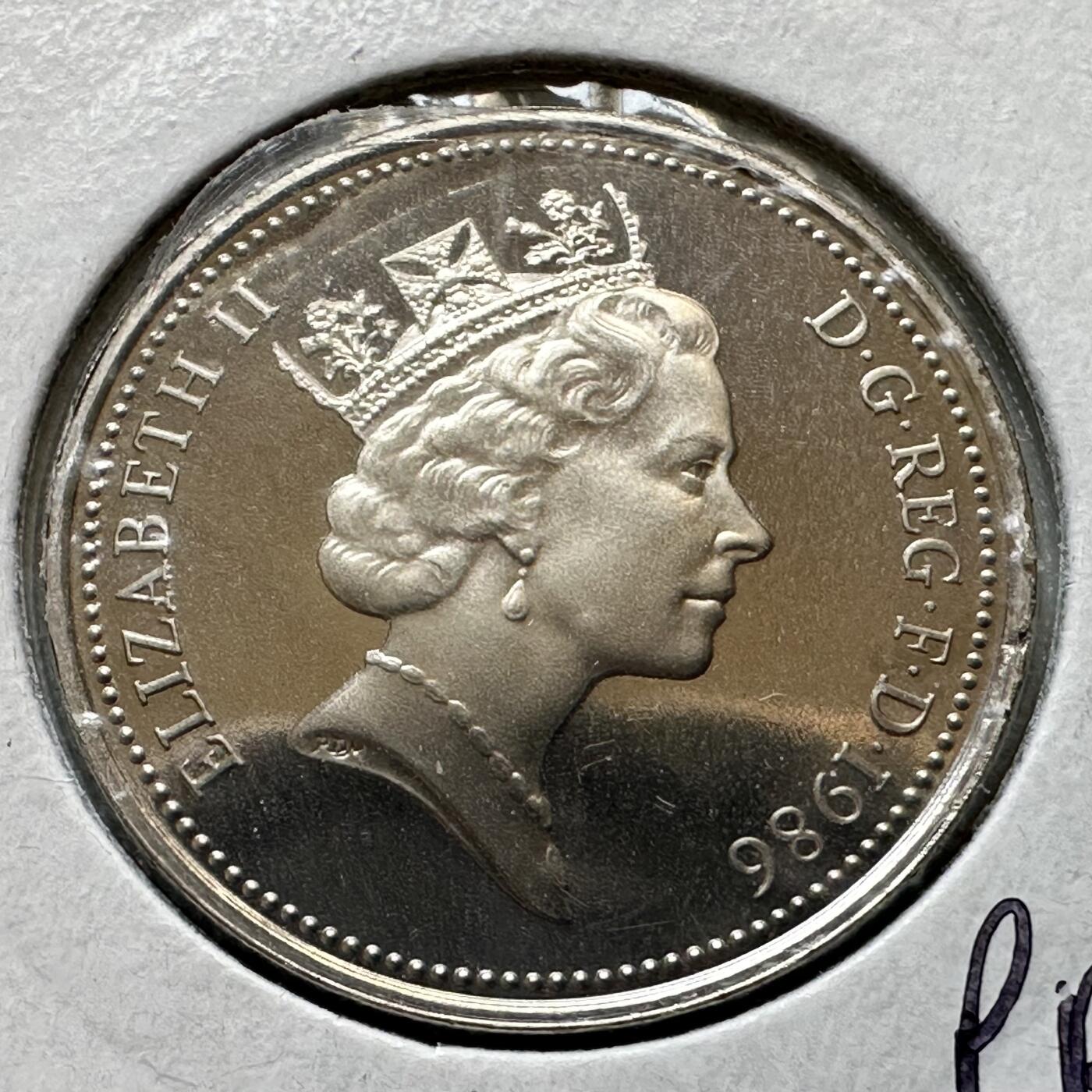 🌹外币初藏🌹🐯2026年第34场   每周二四六晚8️⃣点 接代拍 英国1986年五便士 精制币