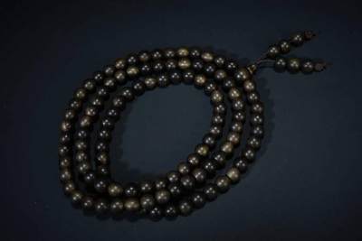 上海都达杂项专场五十八【全场包邮】  - 天然文莱沉香0.8圆珠多圈手串 附鉴定证书 93-276