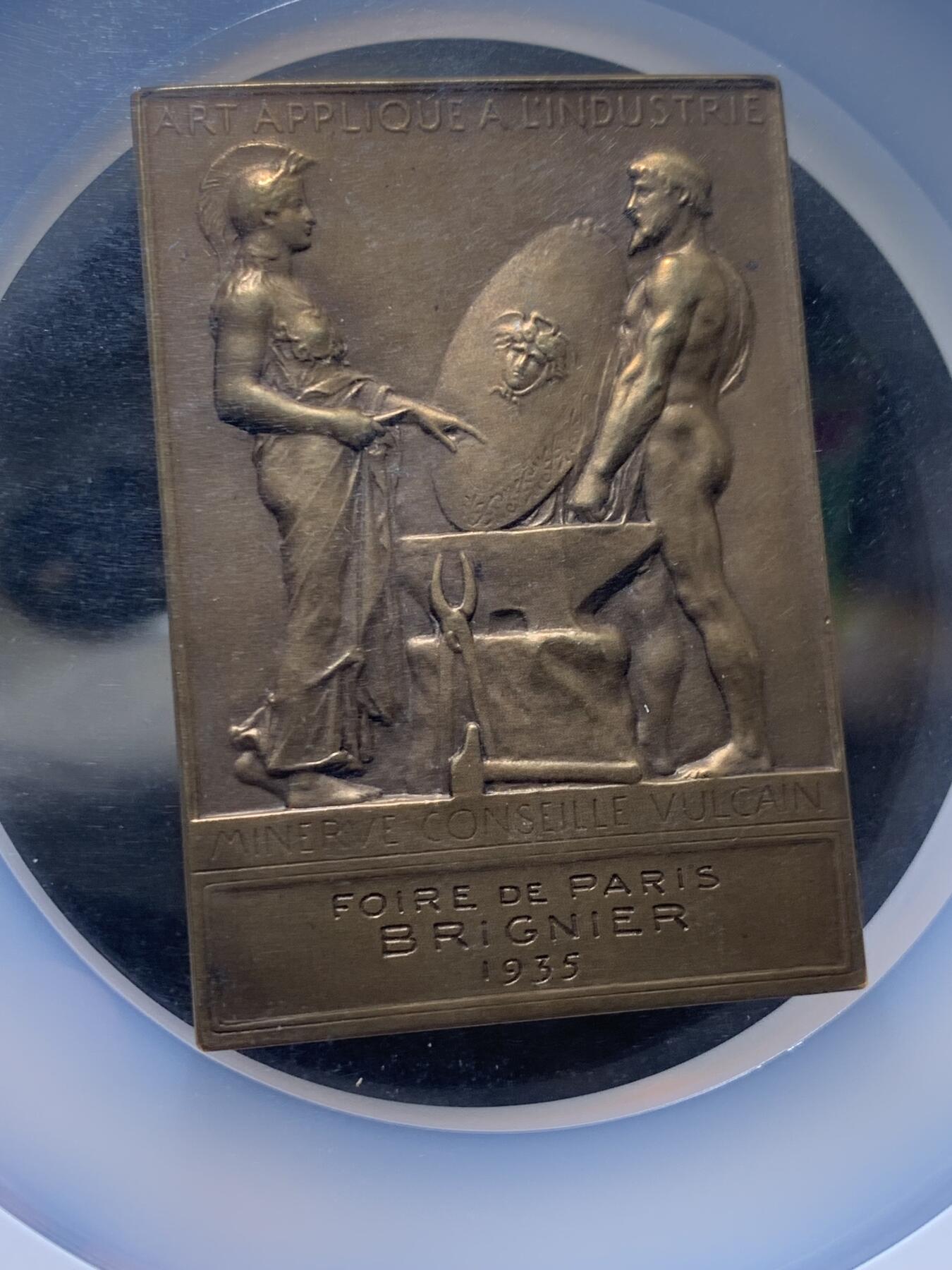 《竞宝斋》第474场 周日，周一 2场连拍 （全场包邮）欢迎送拍 NGC MS64BN 法国玛丽安娜 / 共和主题铜章，Roty大师经典名作，法国艺术章牌标杆，颜值价值双高。加大加厚盒