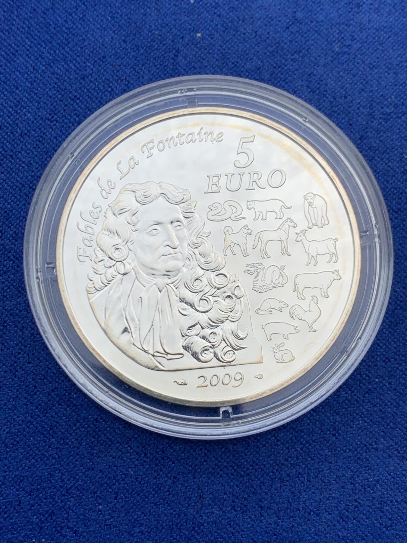 《竞宝斋》第474场 周日，周一 2场连拍 （全场包邮）欢迎送拍 2009年法国牛年生肖银币 900银 22.2克 原盒证