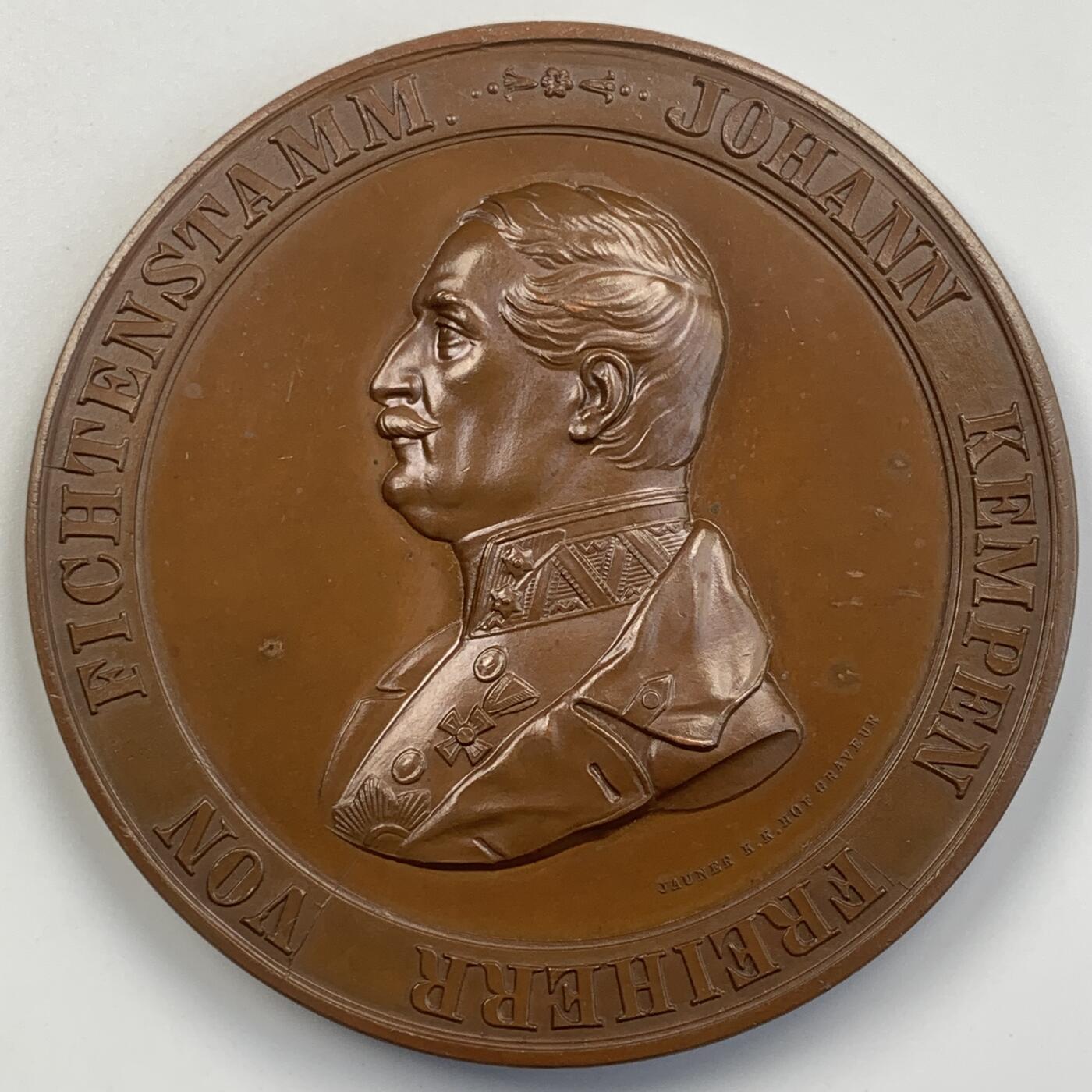 掌中浮雕-藏着的欧洲第056场 1859年奥地利元帅约翰·肯彭服役50周年铜章，80.5mm，Jauner雕刻，原盒