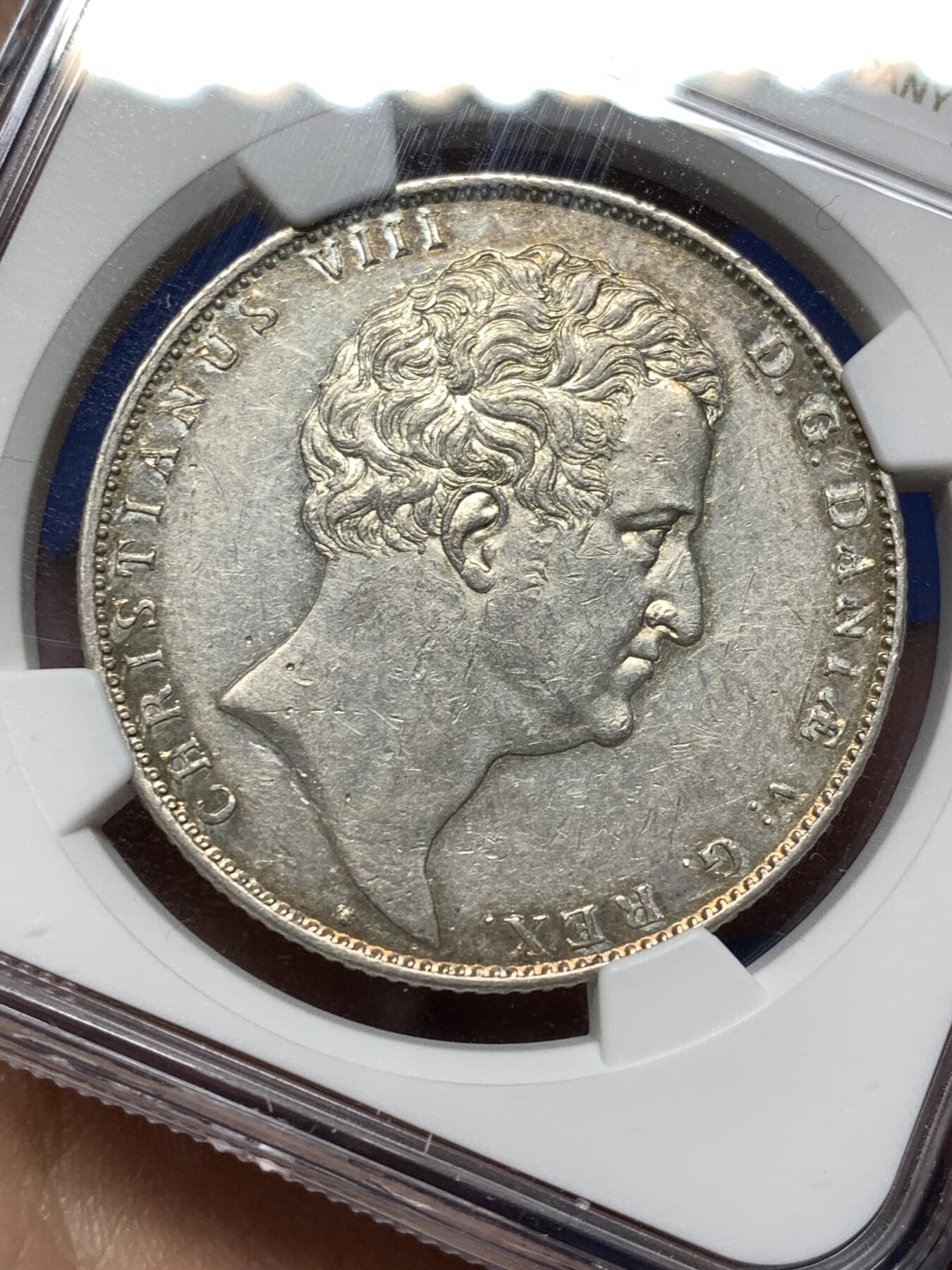 《竞宝斋》第474场 周日，周一 2场连拍 （全场包邮）欢迎送拍 NGC  AU58 丹麦 1845年 克里斯蒂安八世 1SD大银币 非常少见的品种