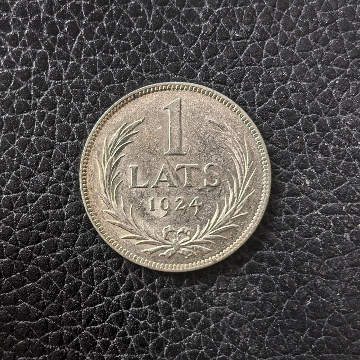 道一币馆币章第一百七十一场 拉脱维亚1924年盾徽1拉特银币  5g 835s