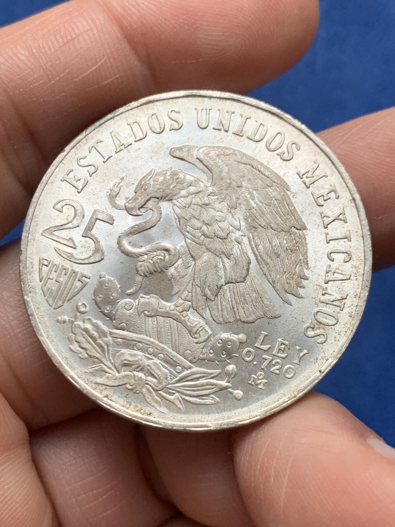 《竞宝斋》第474场 周日，周一 2场连拍 （全场包邮）欢迎送拍 墨西哥1968年奥运会纪念银币 凝霜底板