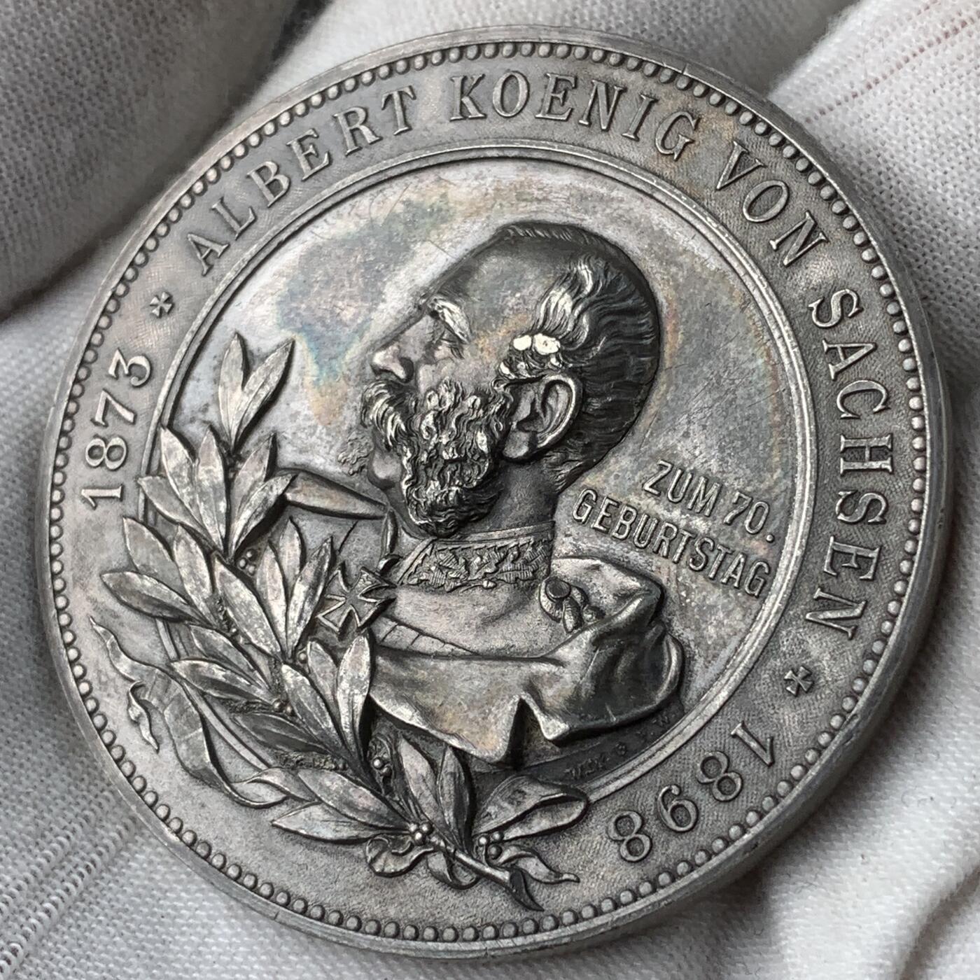 掌中浮雕-藏着的欧洲第056场 1898年萨克森国王阿尔贝特一世登基25周年纪念银章，50.4mm, 48.2g