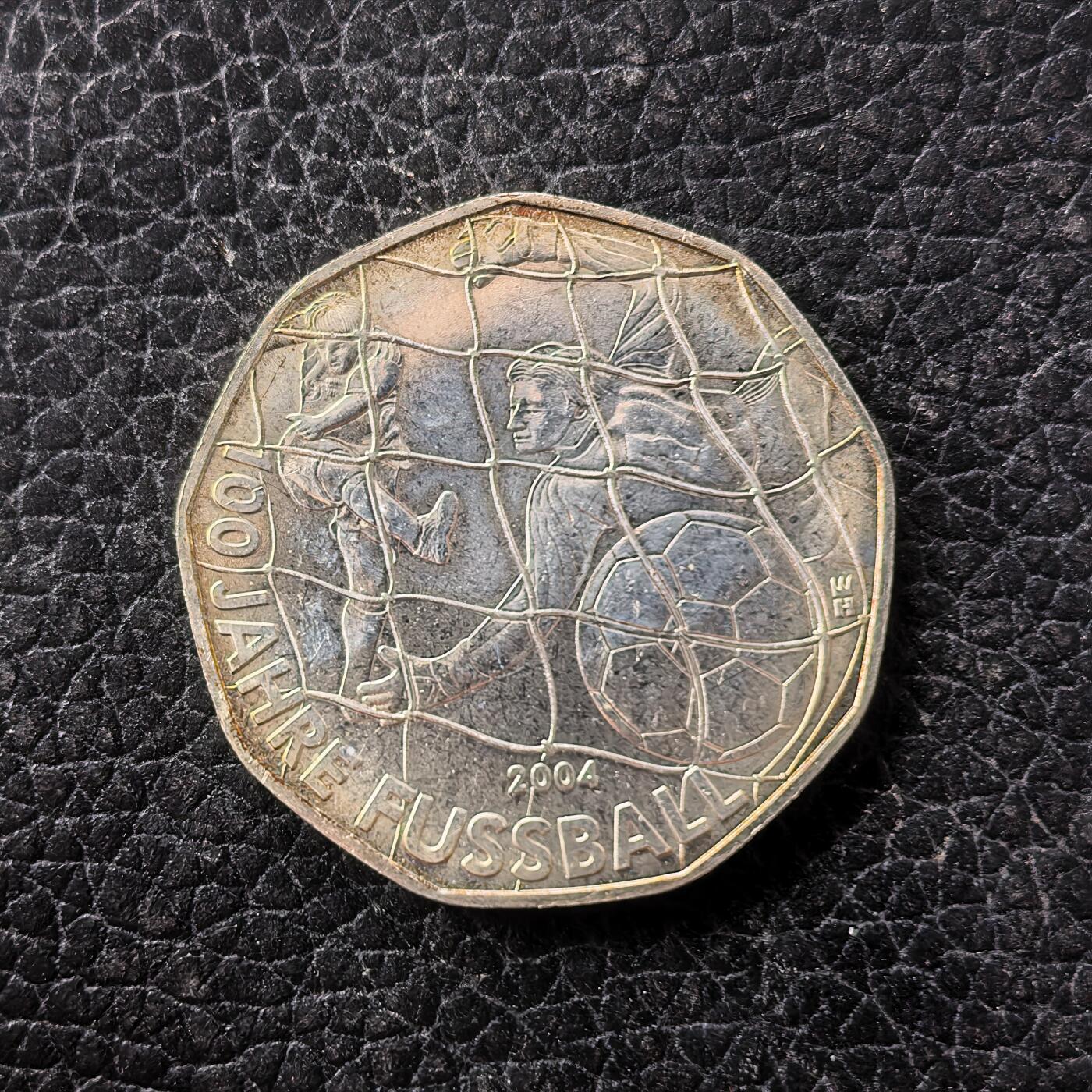 道一币馆币章第一百七十一场 奥地利2004年足球运动百年5欧元纪念银币  10g 800s