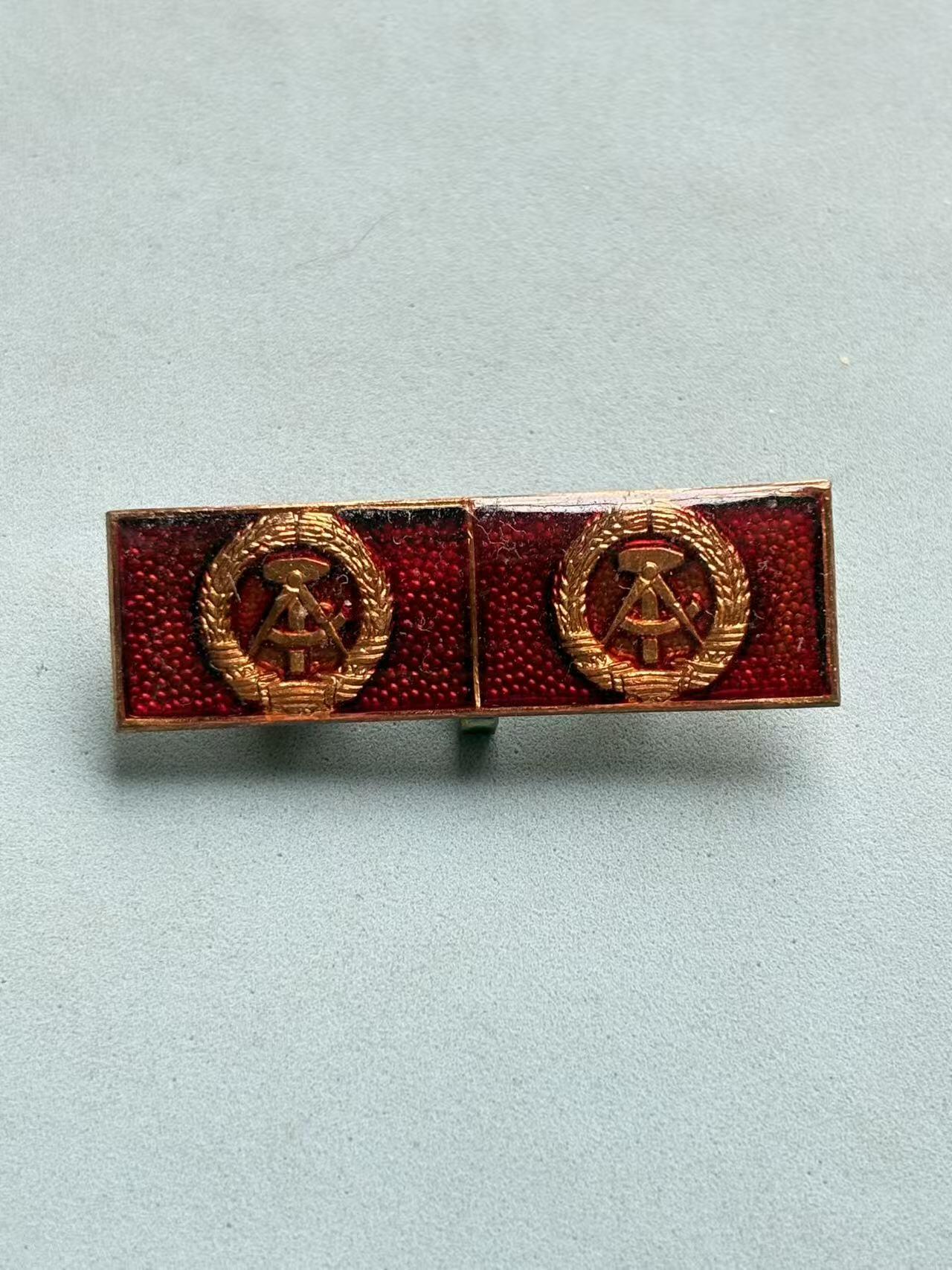 盛世勋华——号角文化勋章邮票专场拍卖第310期 东德劳动积极模范略章 2次获得版