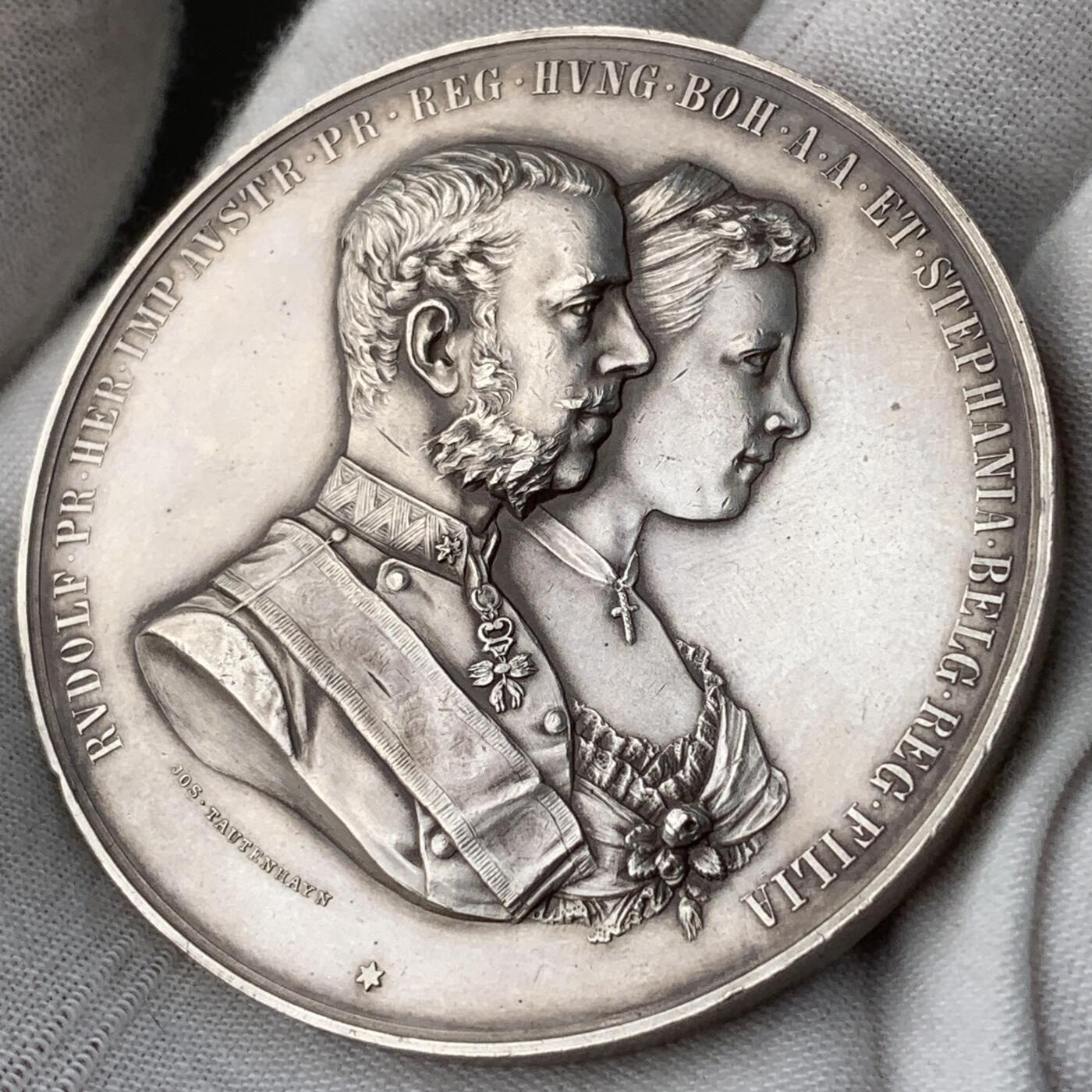 掌中浮雕-藏着的欧洲第056场 1881年奥地利鲁道夫王储结婚纪念银章，55mm，82g，大师 J. Tautenhayn作品
