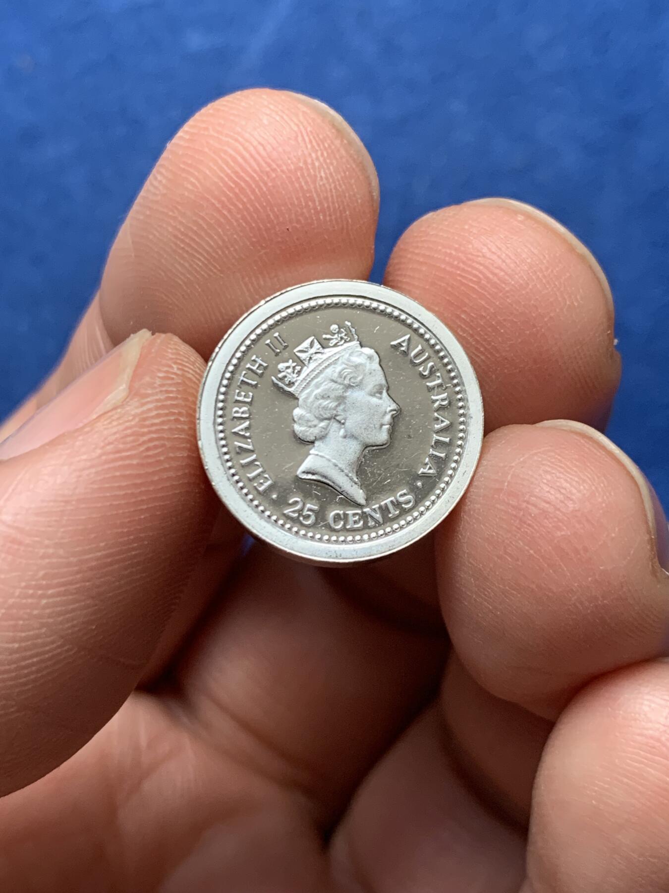 《竞宝斋》第474场 周日，周一 2场连拍 （全场包邮）欢迎送拍 澳大利亚1988年子母币 总重约39.8克 925银