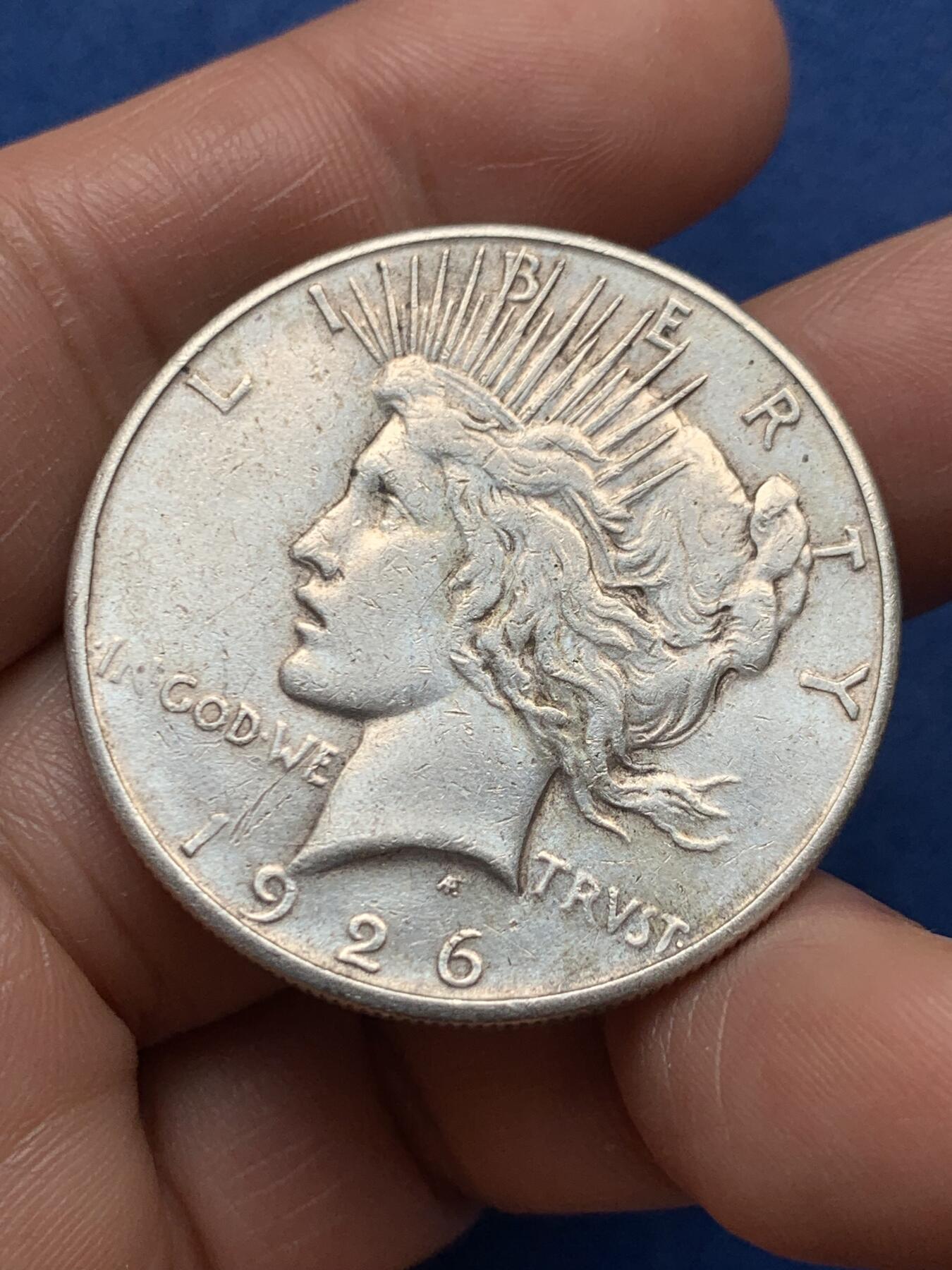 《竞宝斋》第474场 周日，周一 2场连拍 （全场包邮）欢迎送拍 美国 1926年 和平女神 1元 银币