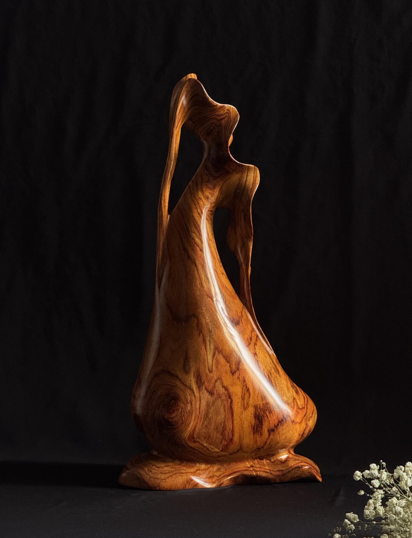 零元拍：越南黄花梨钱袋子大摆件，满花精工。尺寸约：39/19.5/6CM。