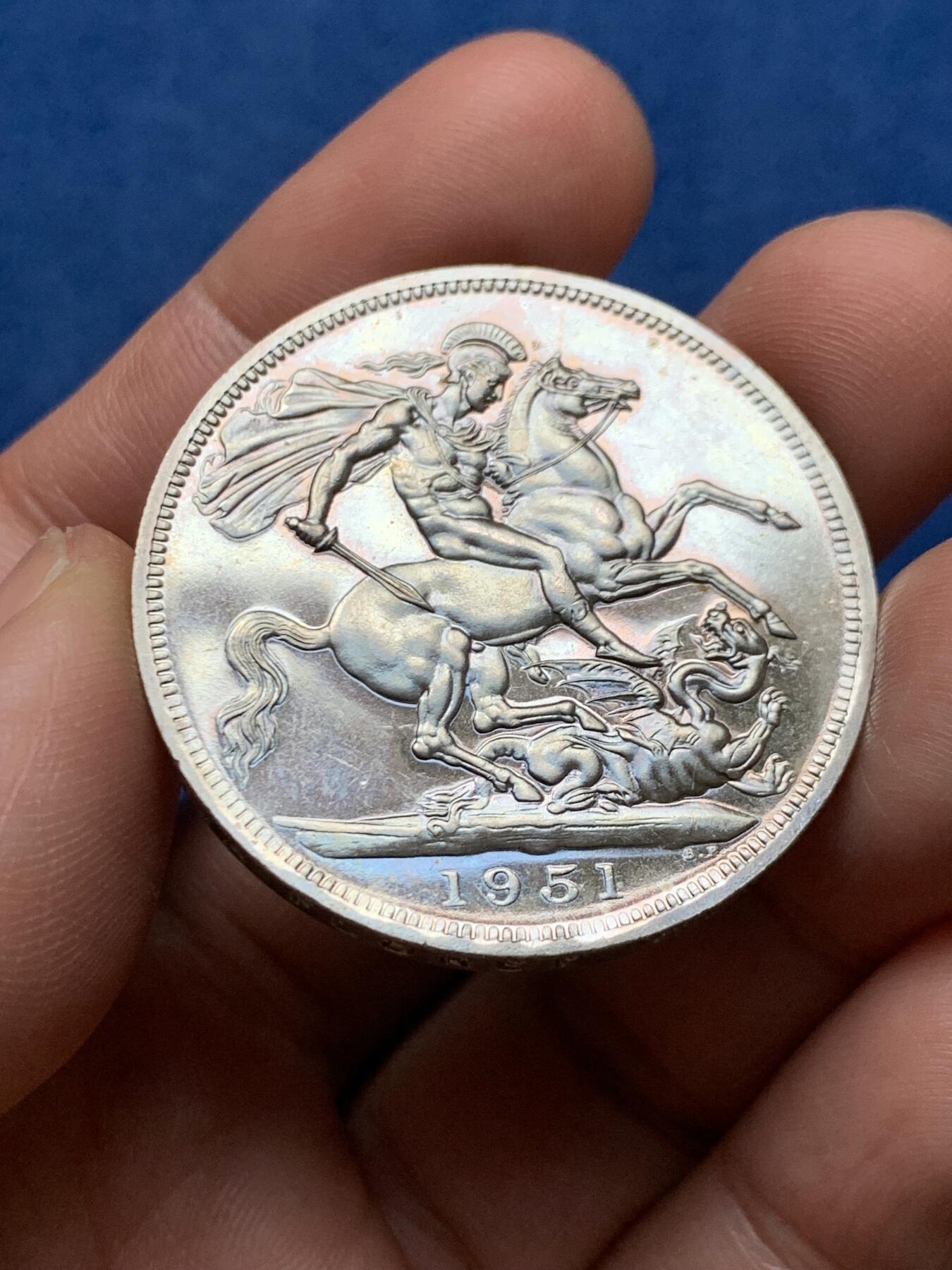 《竞宝斋》第474场 周日，周一 2场连拍 （全场包邮）欢迎送拍 1951年英国乔六镍马剑 最后一版流通的马剑 红盒 证盒齐全 底板光度优秀 好品