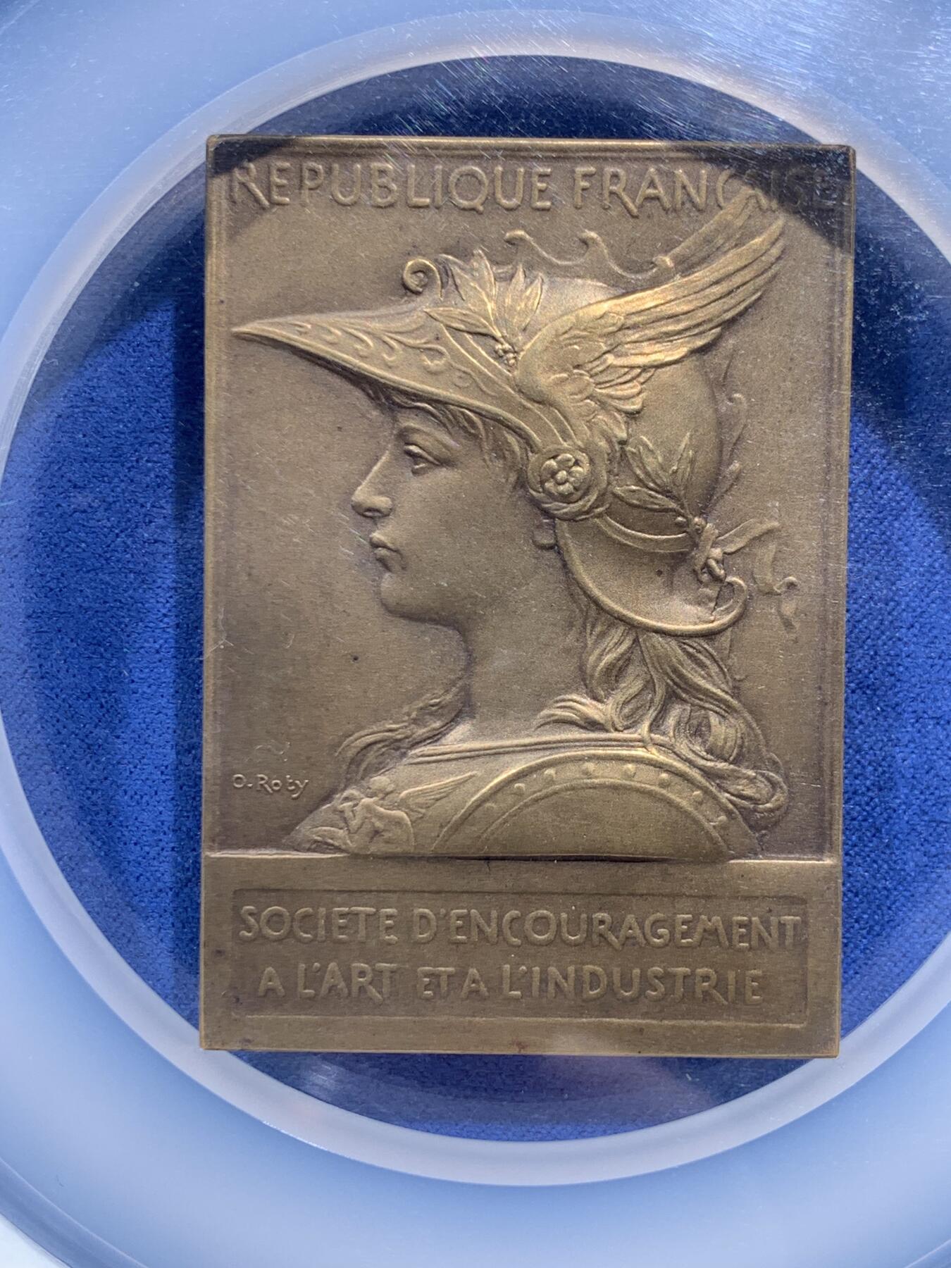 《竞宝斋》第474场 周日，周一 2场连拍 （全场包邮）欢迎送拍 NGC MS64BN 法国玛丽安娜 / 共和主题铜章，Roty大师经典名作，法国艺术章牌标杆，颜值价值双高。加大加厚盒