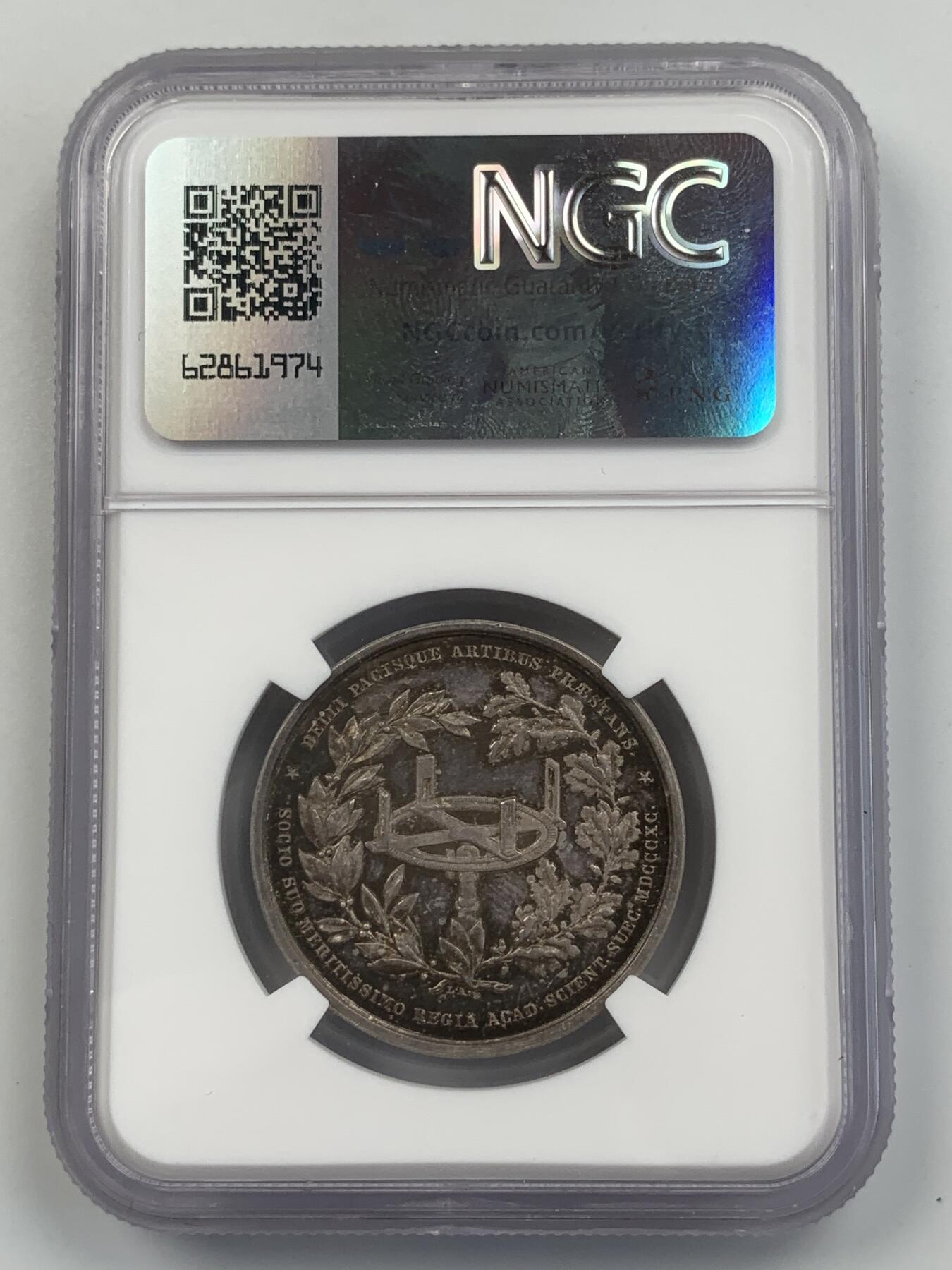 掌中浮雕-藏着的欧洲第056场 NGC MS62 : 1890年瑞典（瑞典医生卡尔·弗雷德里克·阿克雷尔）医学银章，31mm；L. Ahlborn雕刻