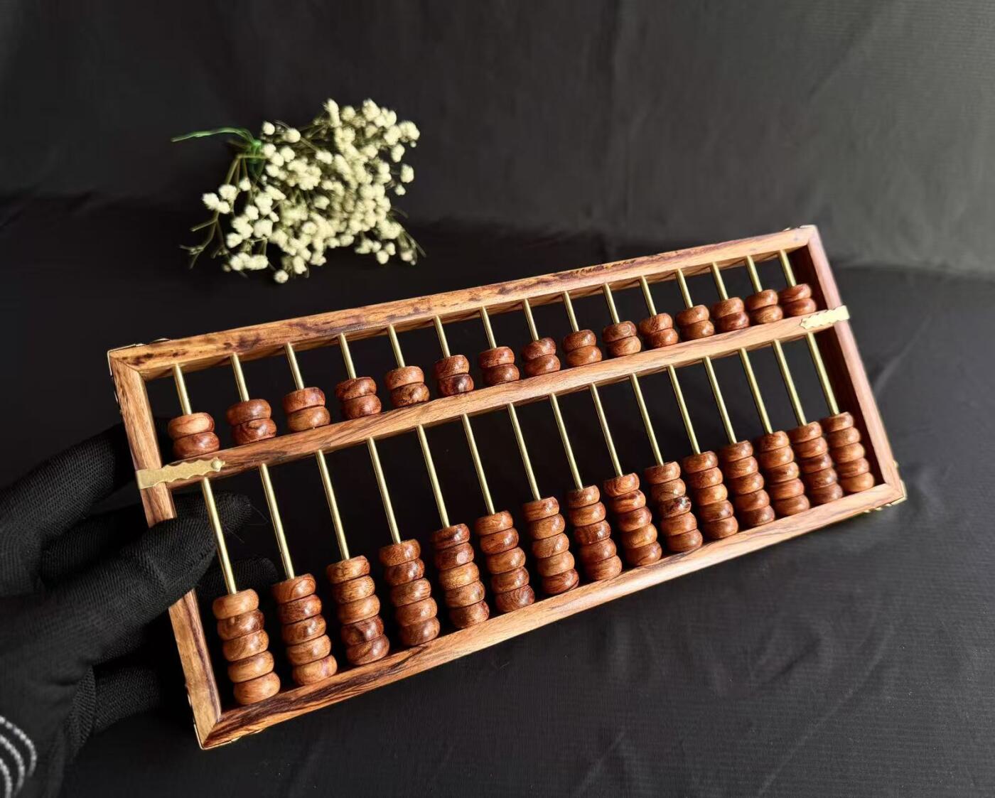 零元拍：“算盘一响，黄金万两”海南黄花梨十五档算盘。尺寸：296/130/18MM