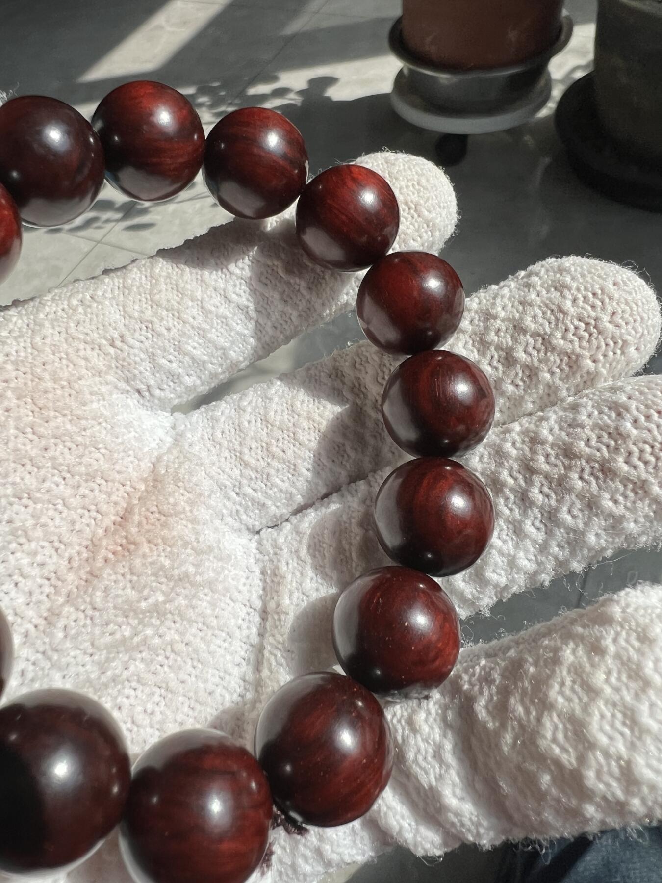 零元拍：小叶紫檀 1.5手串，果冻泥料，妥妥的高油高密，檀香宜人