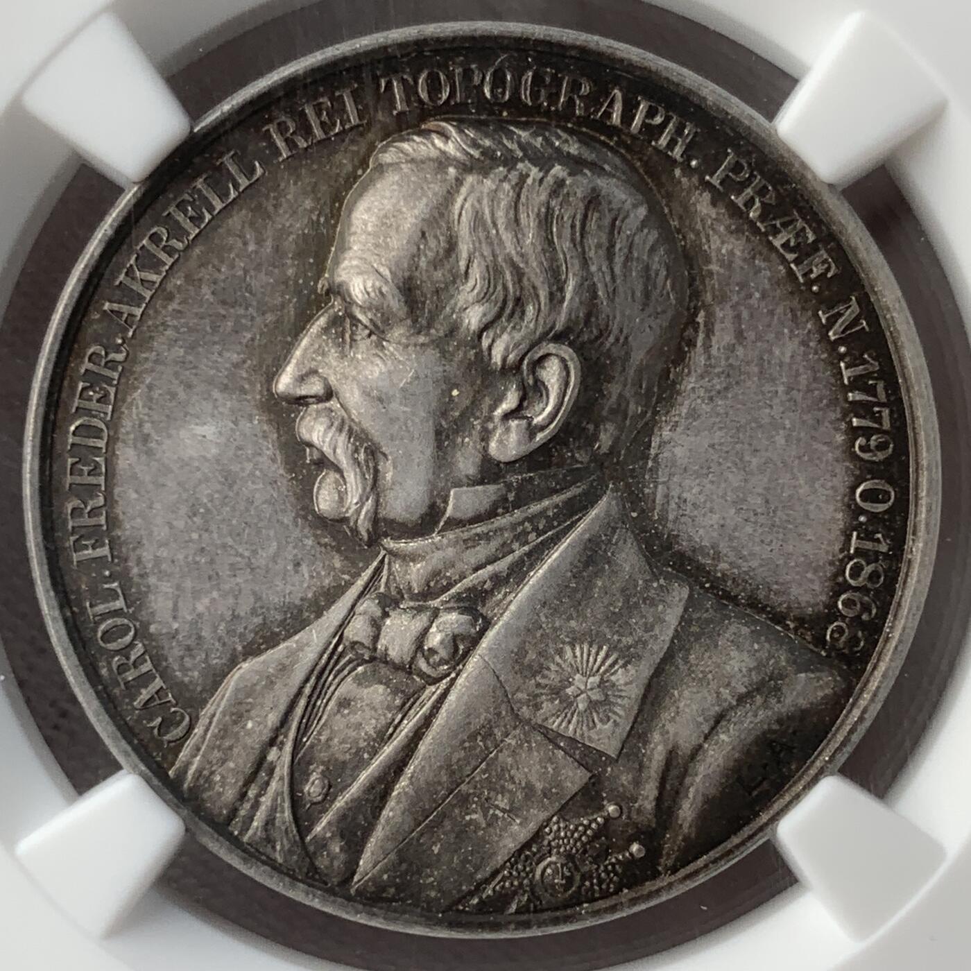 掌中浮雕-藏着的欧洲第056场 NGC MS62 : 1890年瑞典（瑞典医生卡尔·弗雷德里克·阿克雷尔）医学银章，31mm；L. Ahlborn雕刻