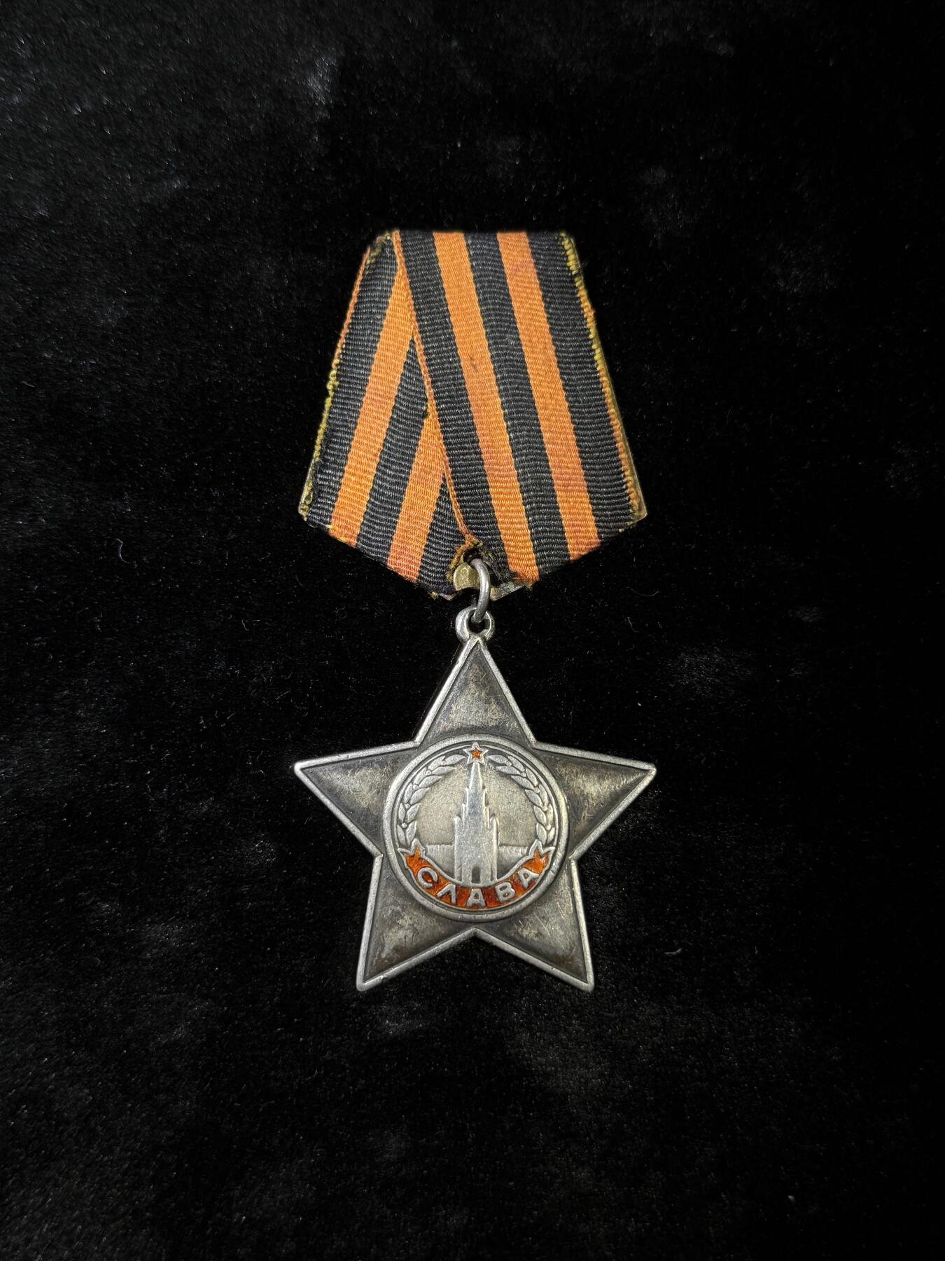 戎马世界章牌大赏，第112期 苏联三级光荣勋章，阿塞拜疆军医对芬维堡战役勇救长官获得