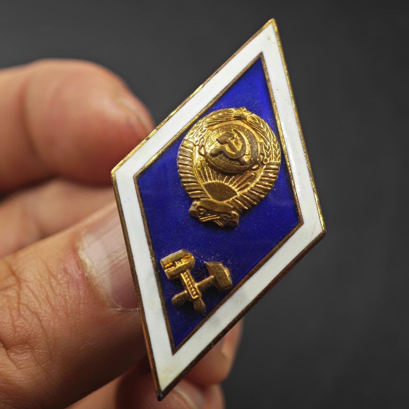 3月24日结束，成斌徽章钱币专场（明天继续更新）