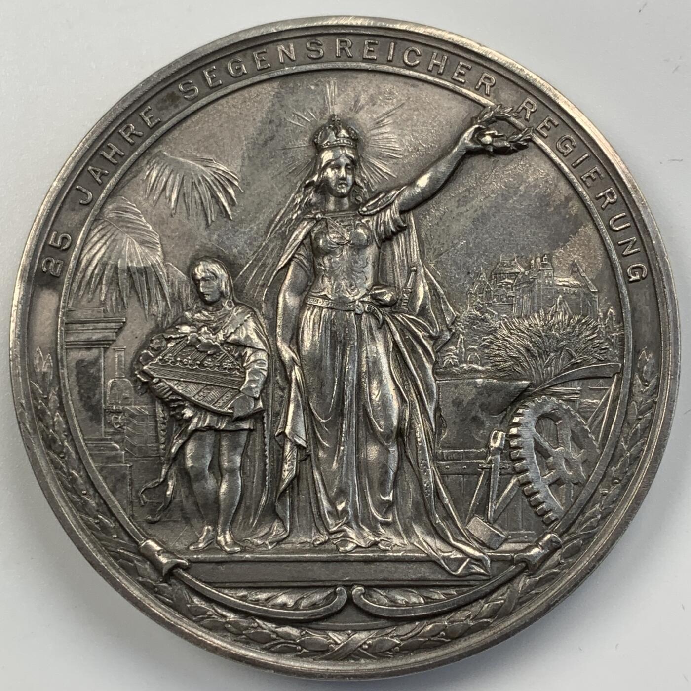 掌中浮雕-藏着的欧洲第056场 1898年萨克森国王阿尔贝特一世登基25周年纪念银章，50.4mm, 48.2g